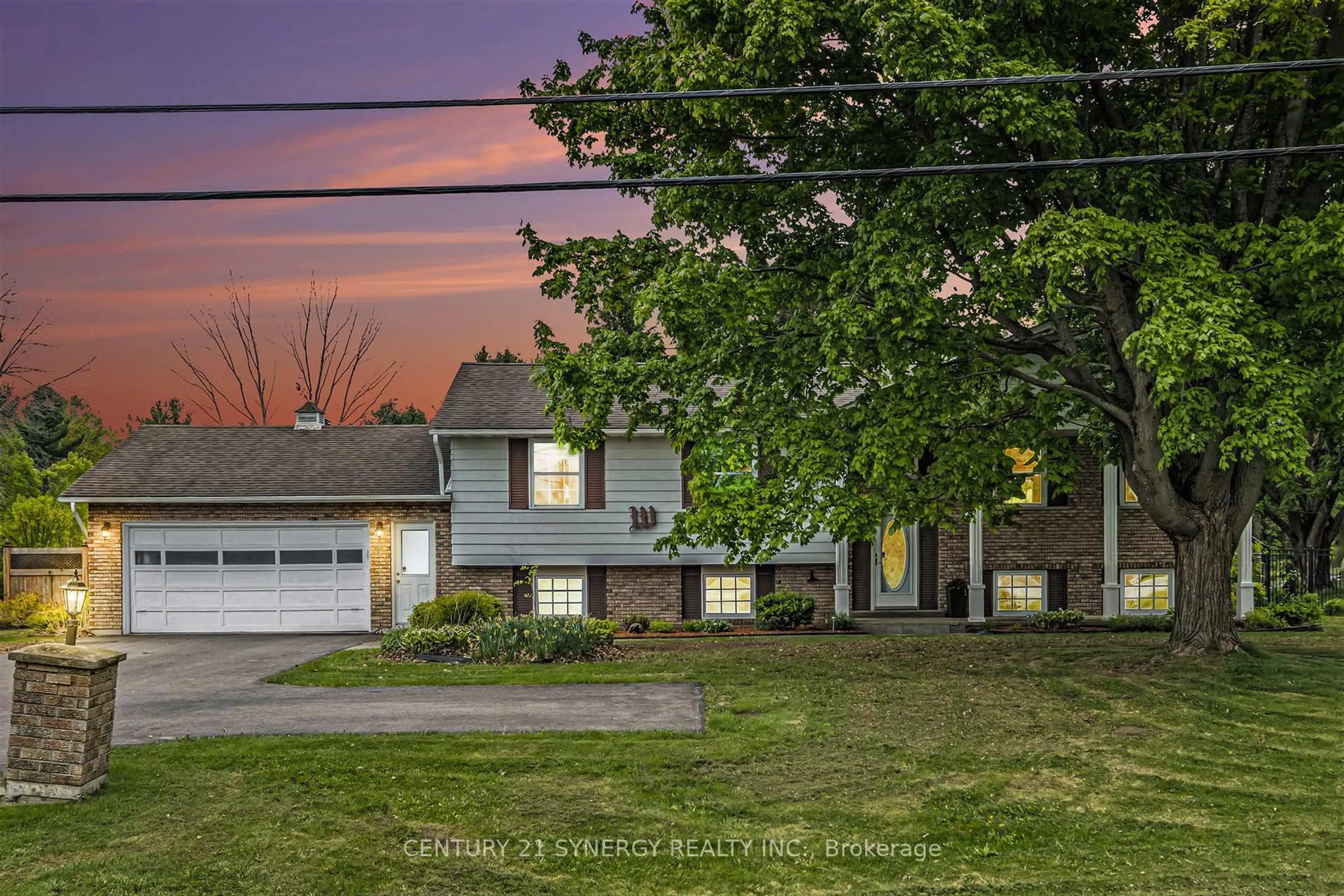 A pic from outside/outdoor area/front of a property/back of a property/a pic from drone, street for 4551 Lanark County Road 43 Rd, Smiths Falls Ontario K7A 4S4