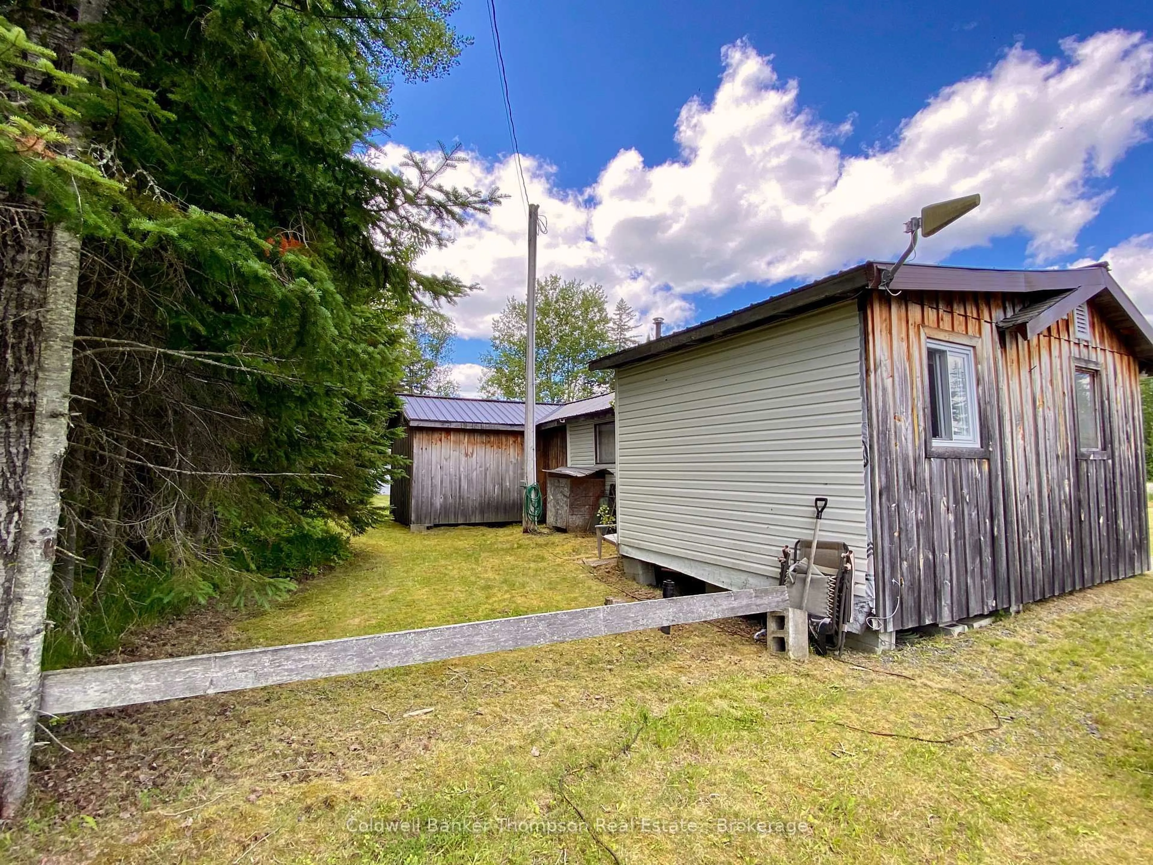 Shed for 16 LABRASH Cres, Parry Sound Remote Area Ontario P0H 1N0