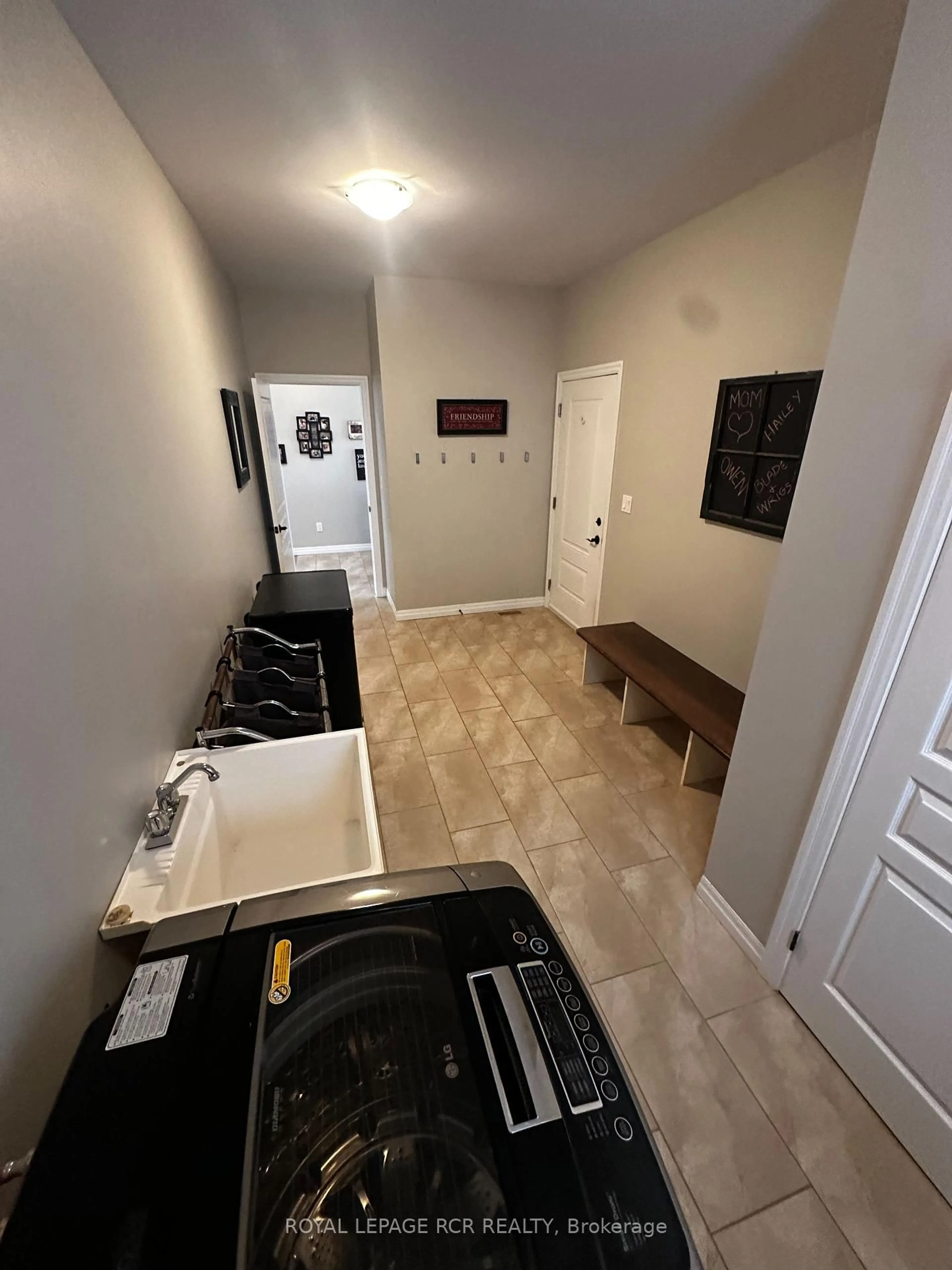 A pic of a room for 184 Ruby's Cres, Wellington North Ontario N0G 2L2