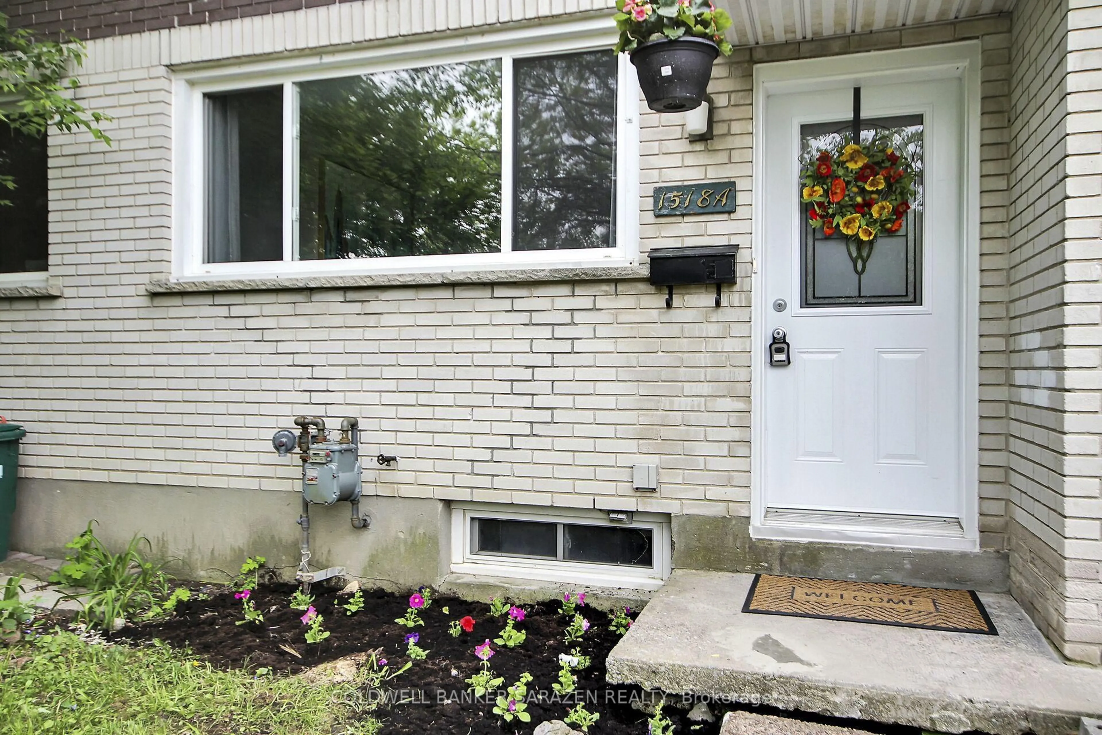 Unknown for 1518A LEPAGE Ave, Ottawa Ontario K1Z 8C9