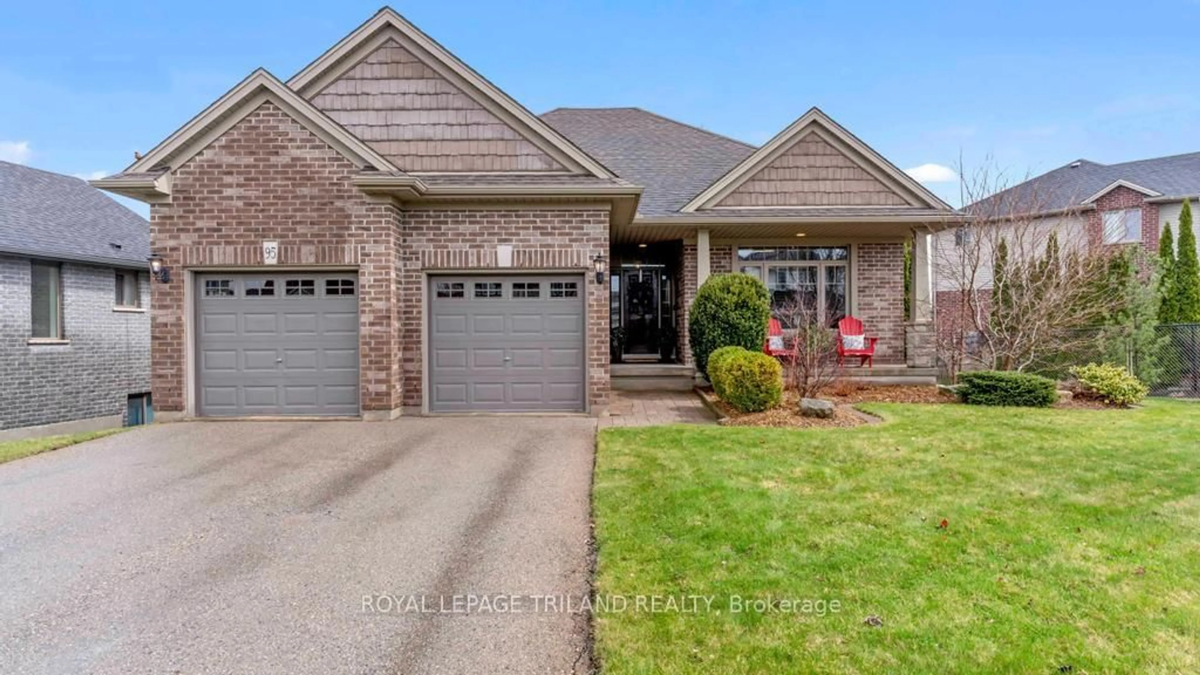 Home with brick exterior material, street for 95 CIRCLEWOOD Dr, St. Thomas Ontario N5P 0B2
