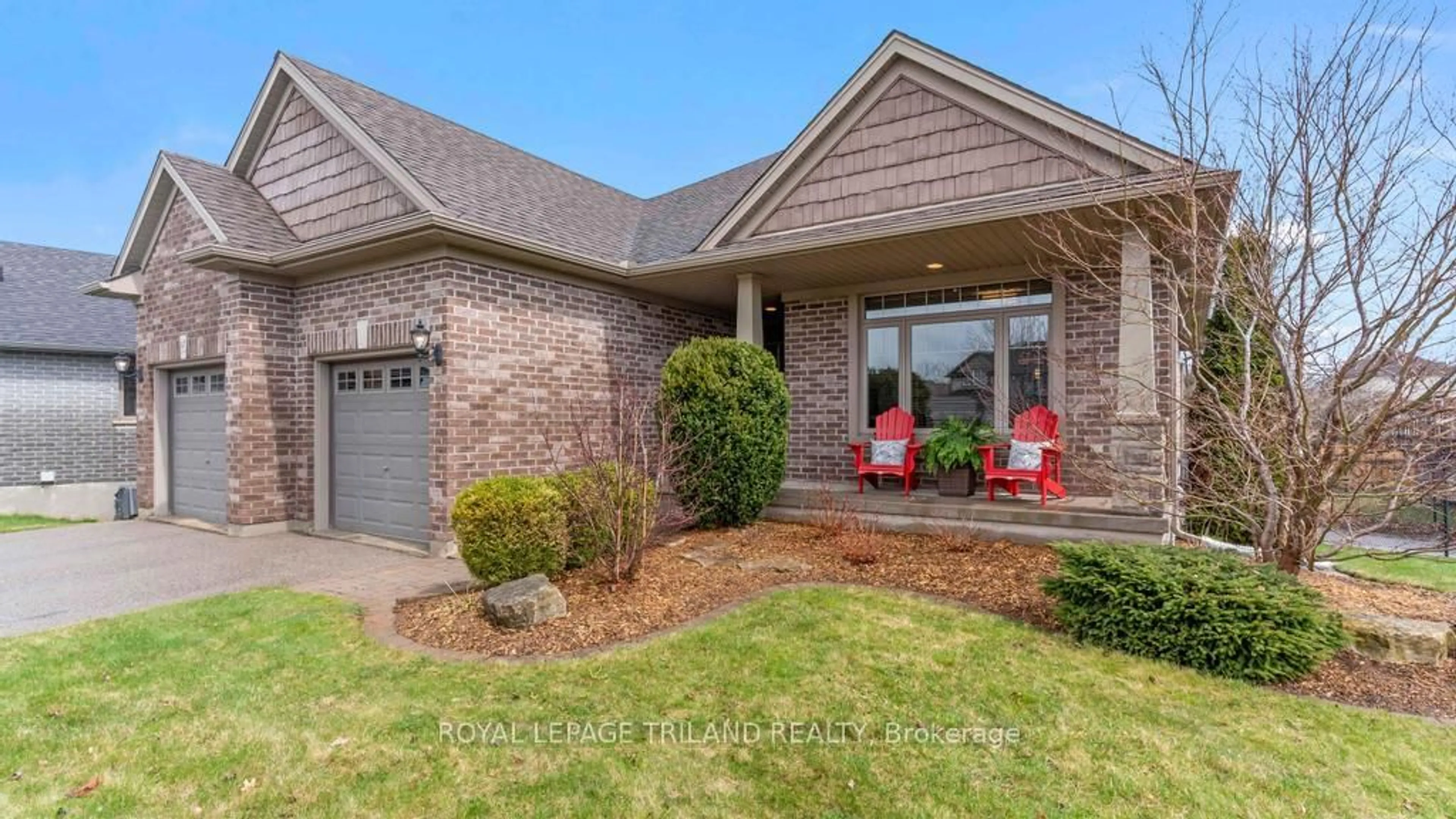 Home with brick exterior material, street for 95 CIRCLEWOOD Dr, St. Thomas Ontario N5P 0B2