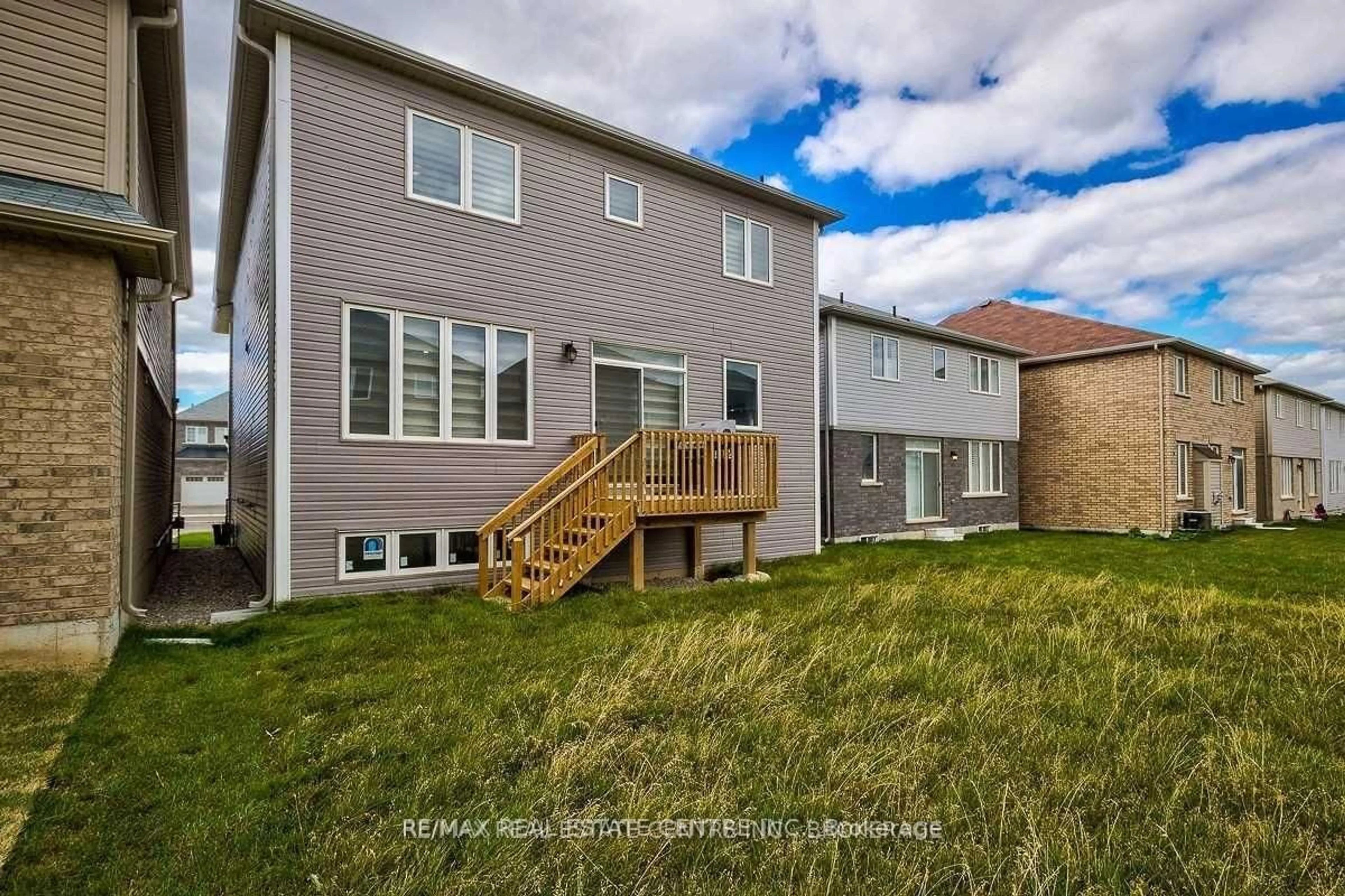 Unknown for 167 Longboat Run Way, Brantford Ontario N3T 0R9