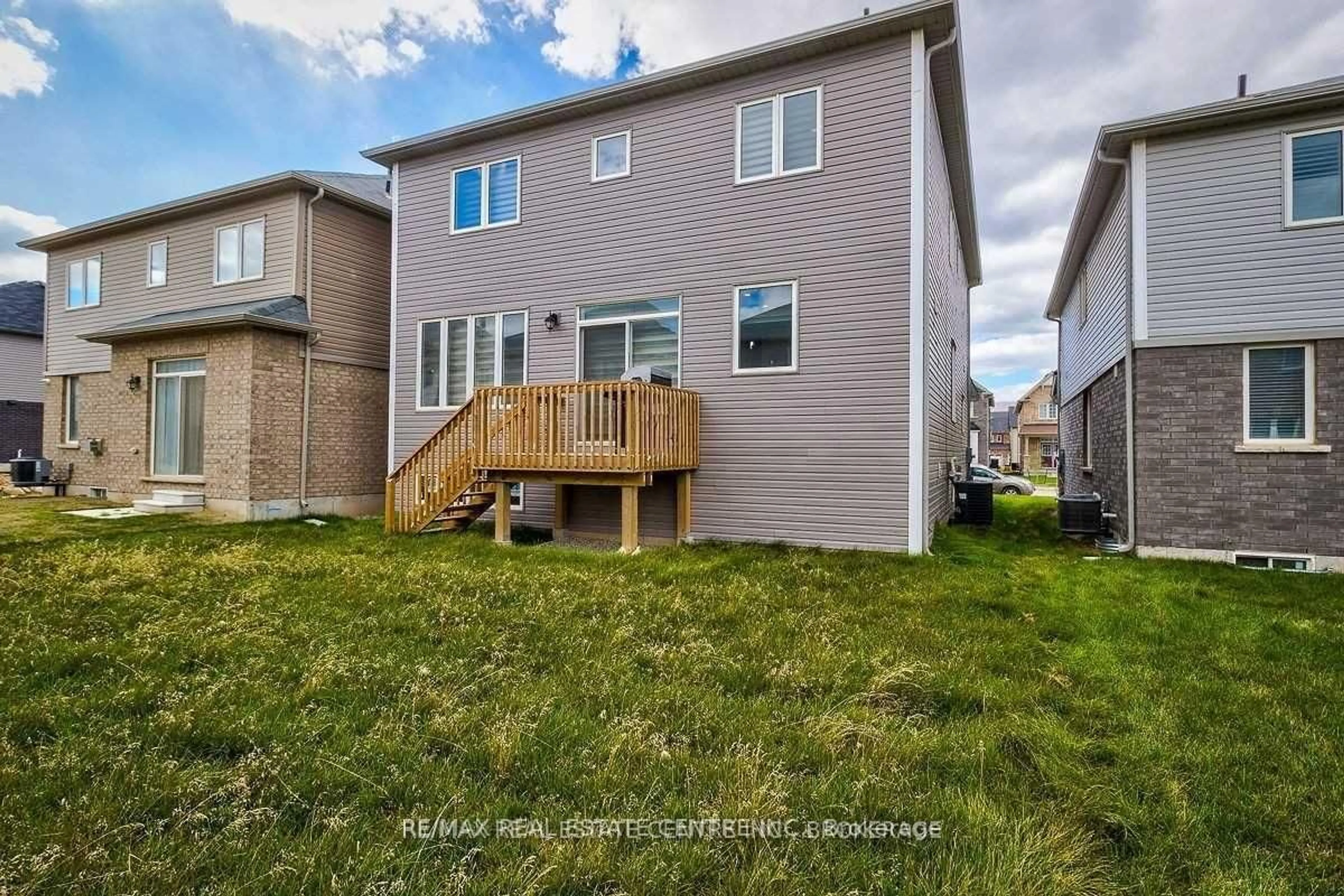 Unknown for 167 Longboat Run Way, Brantford Ontario N3T 0R9