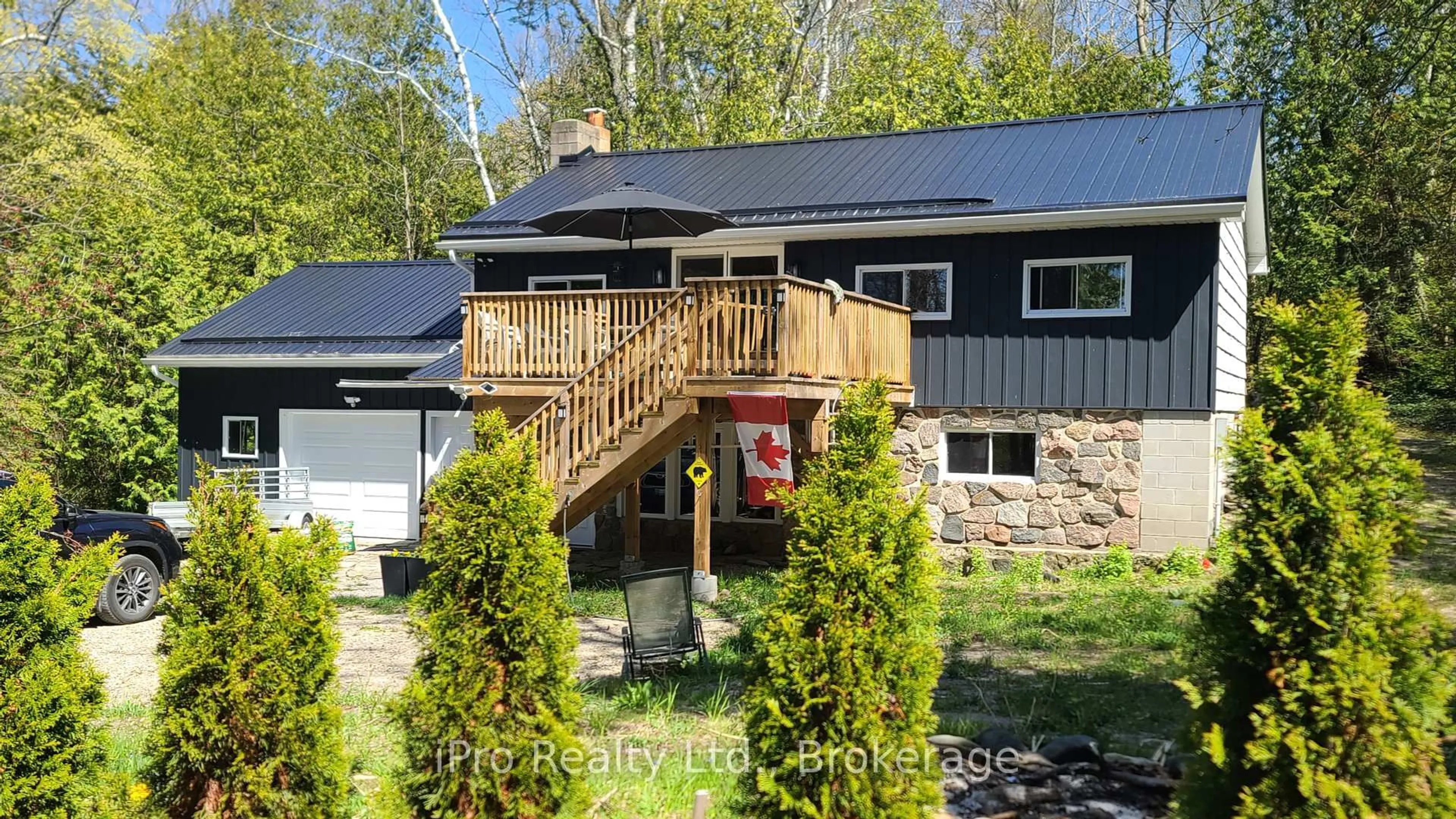 A pic from outside/outdoor area/front of a property/back of a property/a pic from drone, unknown for 44 RED CEDAR Dr, Kincardine Ontario N0G 2T0