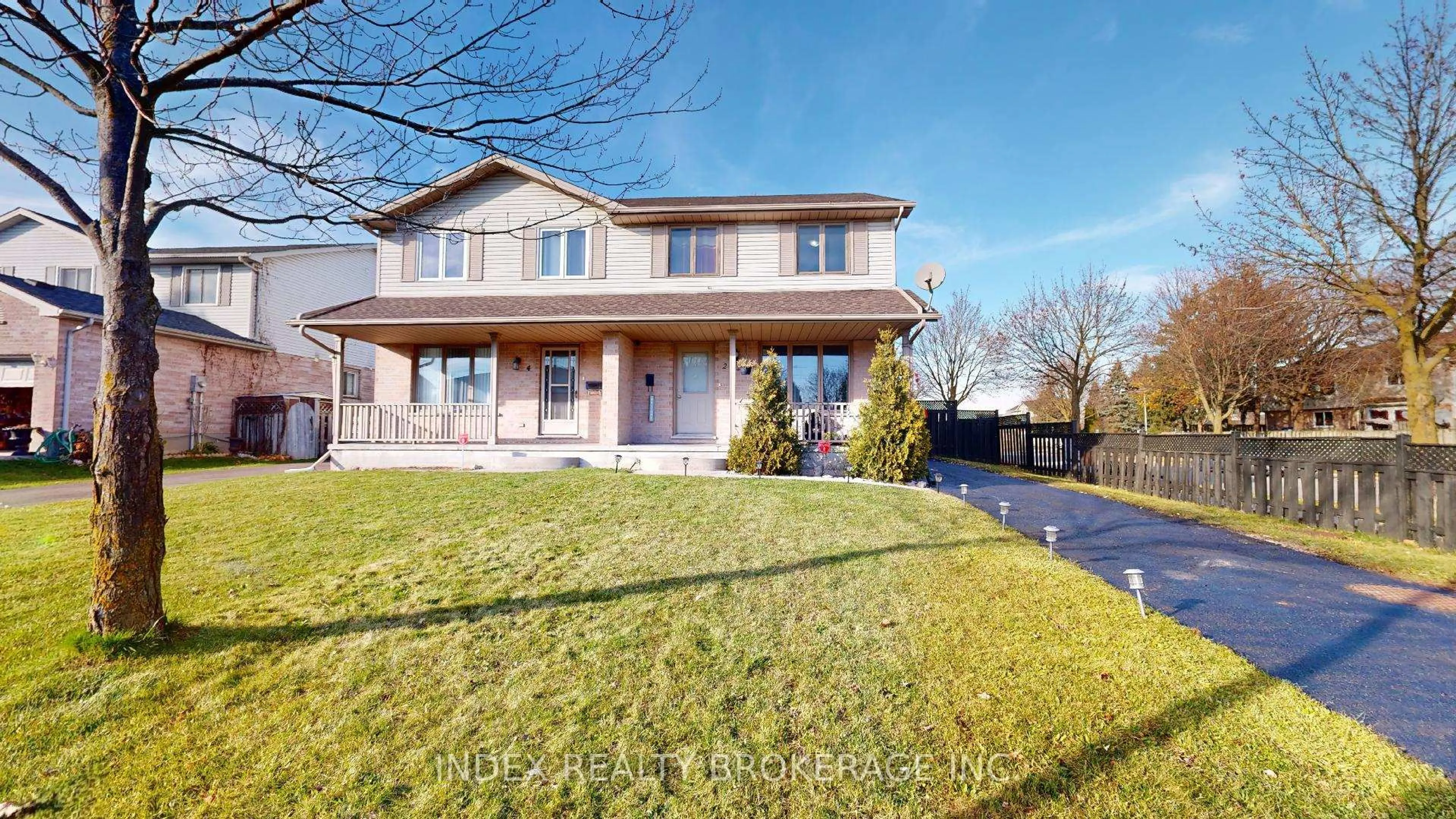 A pic from outside/outdoor area/front of a property/back of a property/a pic from drone, street for 2 Mcmanus Pl, London East Ontario N5V 4X2
