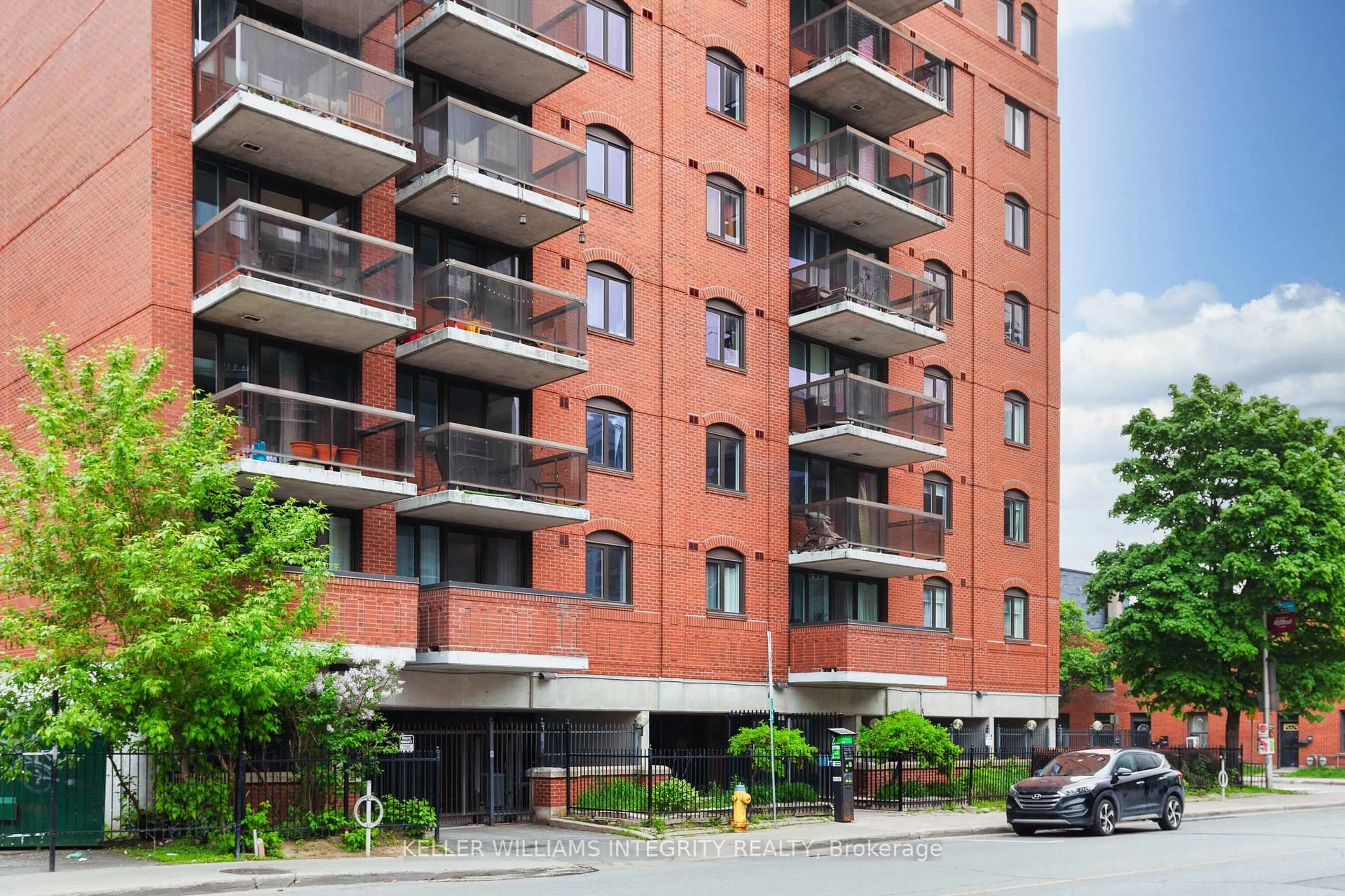Unknown for 309 Cumberland St #401, Ottawa Ontario K1N 7J1