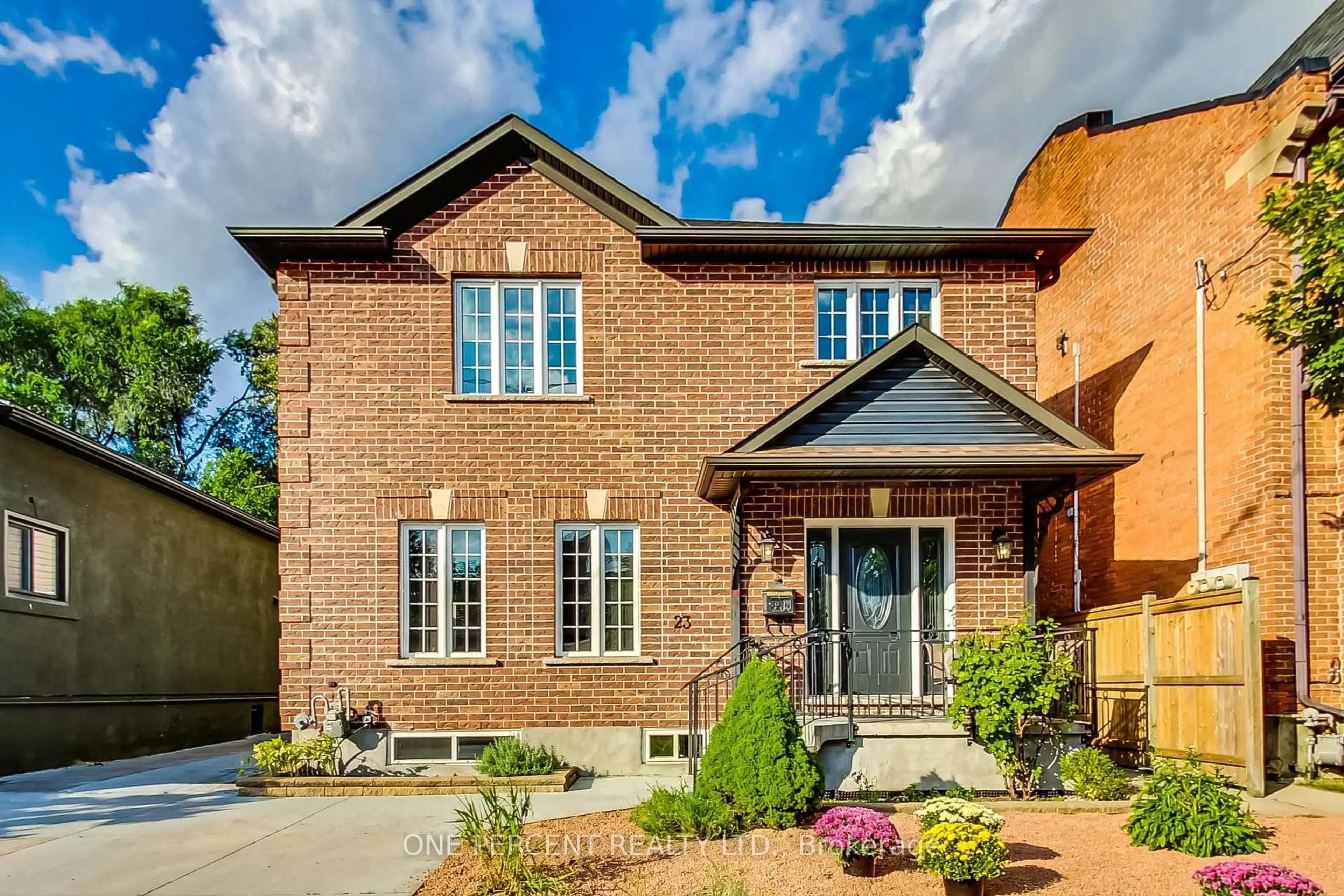 Home with brick exterior material, street for 23 Grove St, Hamilton Ontario L8N 1P4