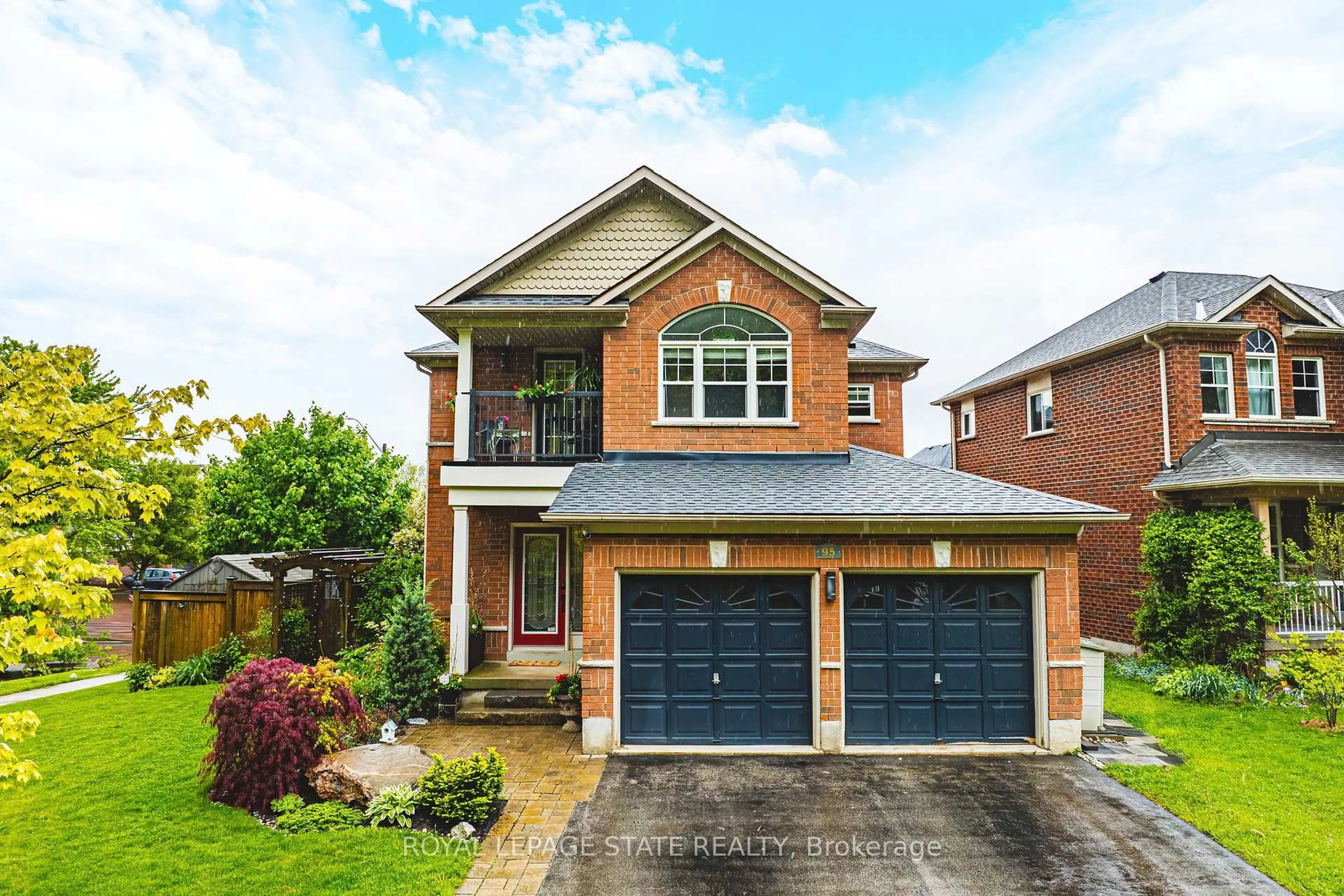 Home with brick exterior material, street for 95 Livingstone Dr, Hamilton Ontario L9H 7S5