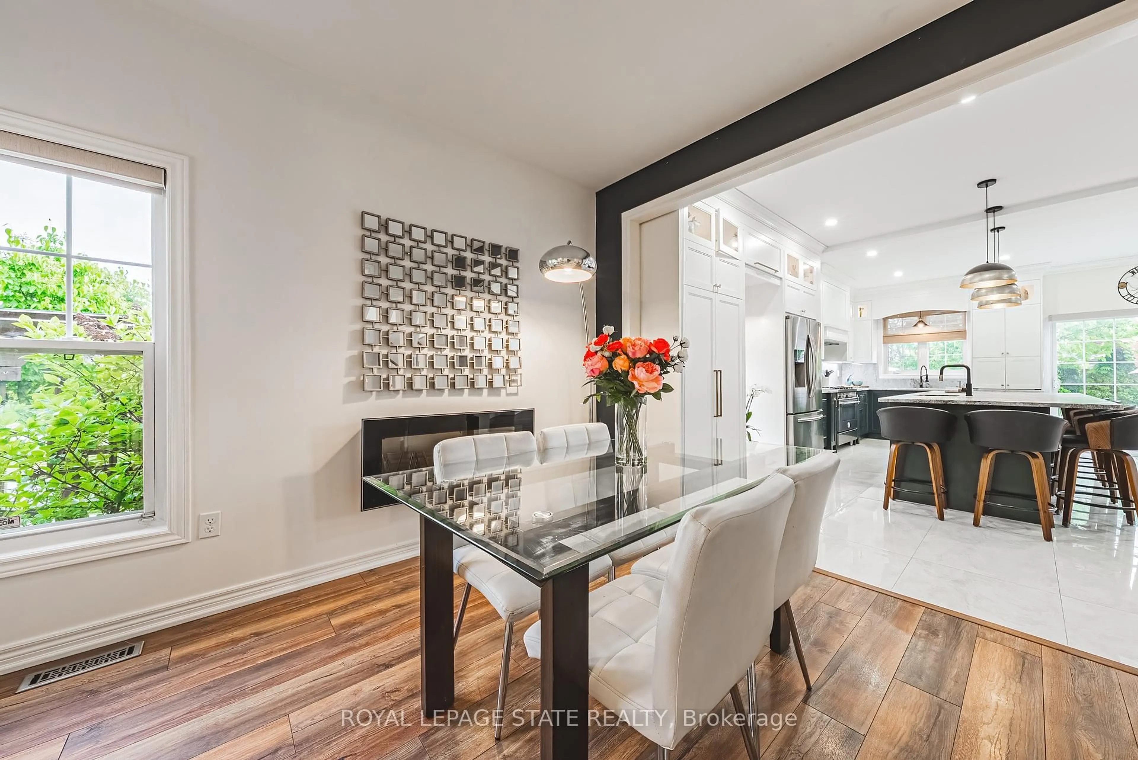 Dining room, unknown for 95 Livingstone Dr, Hamilton Ontario L9H 7S5