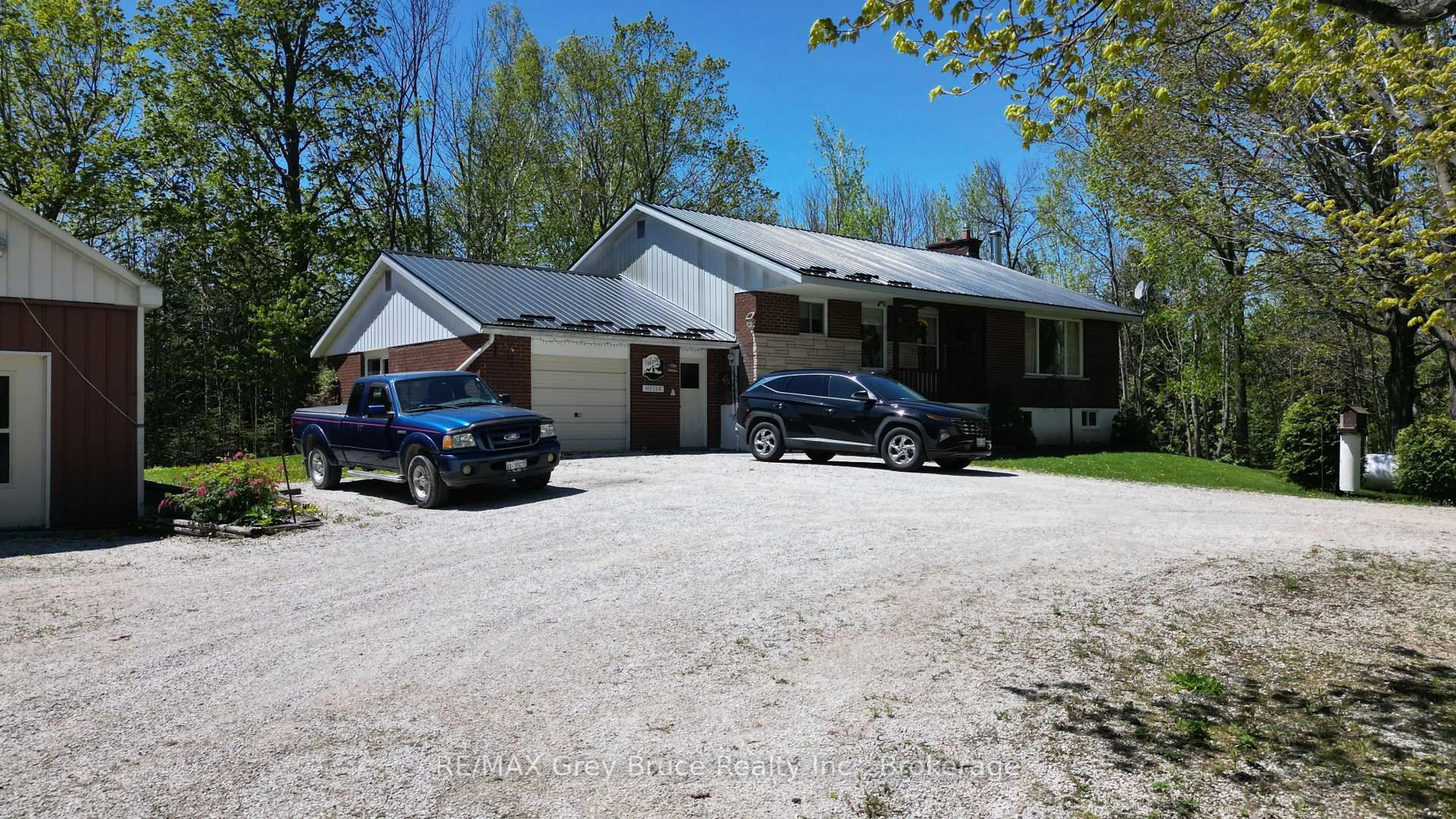 Unknown for 3527 Highway 6, Northern Bruce Peninsula Ontario N0H 1W0