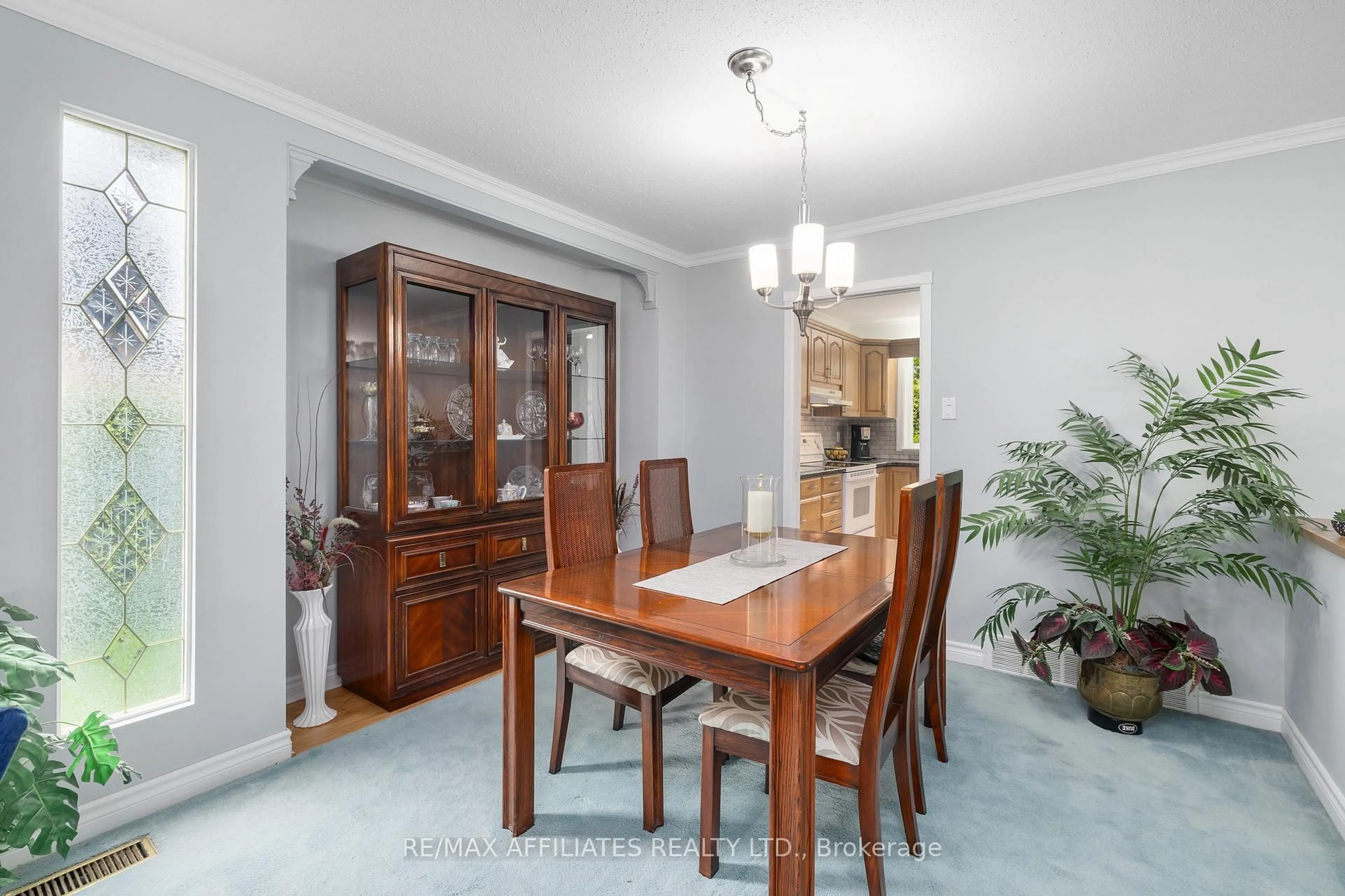 Dining room, unknown for 13 Amundsen Cres, Ottawa Ontario K2L 1A6