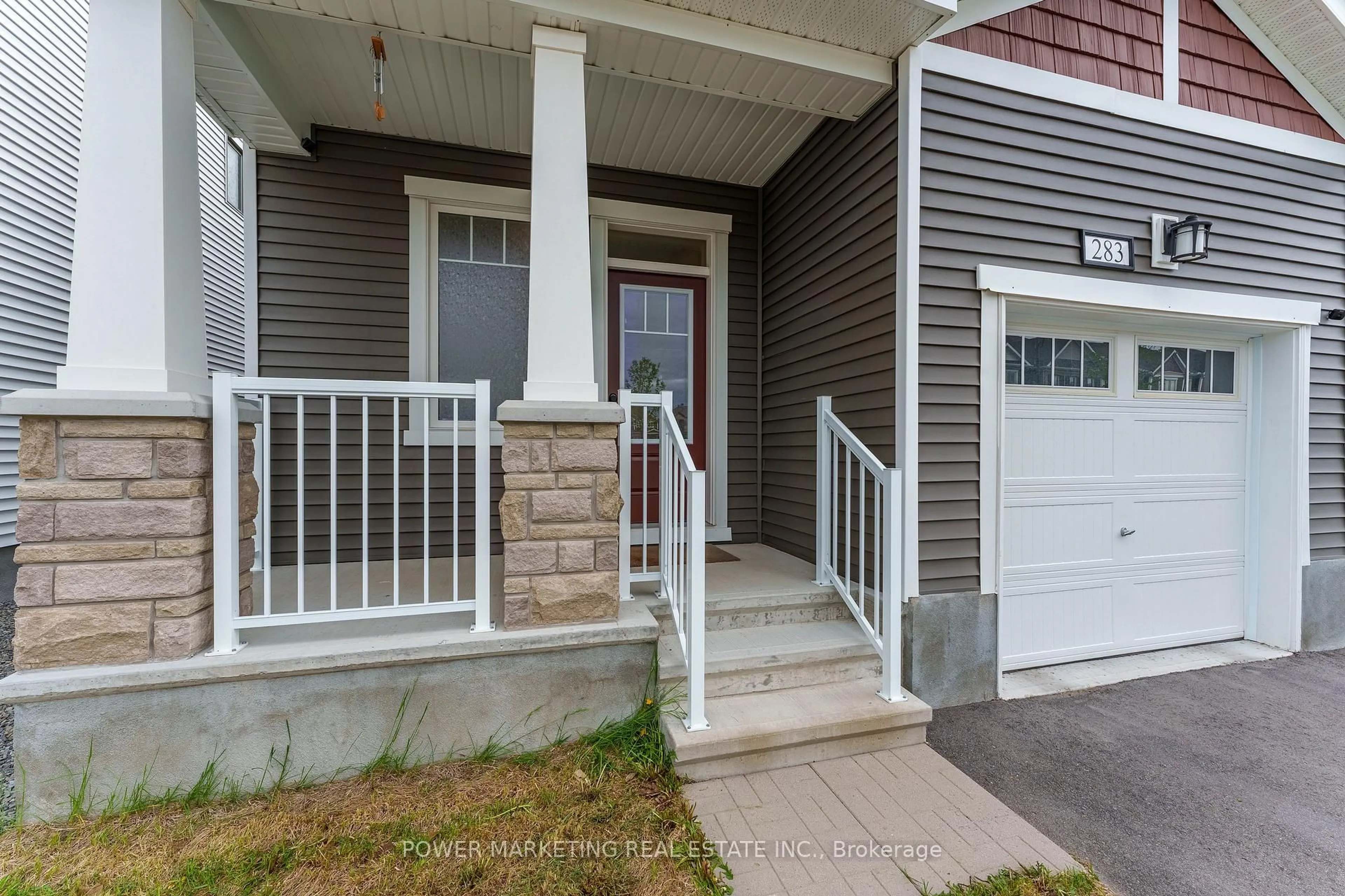 Indoor entryway for 283 Alex Polowin Ave, Ottawa Ontario K2J 7A2