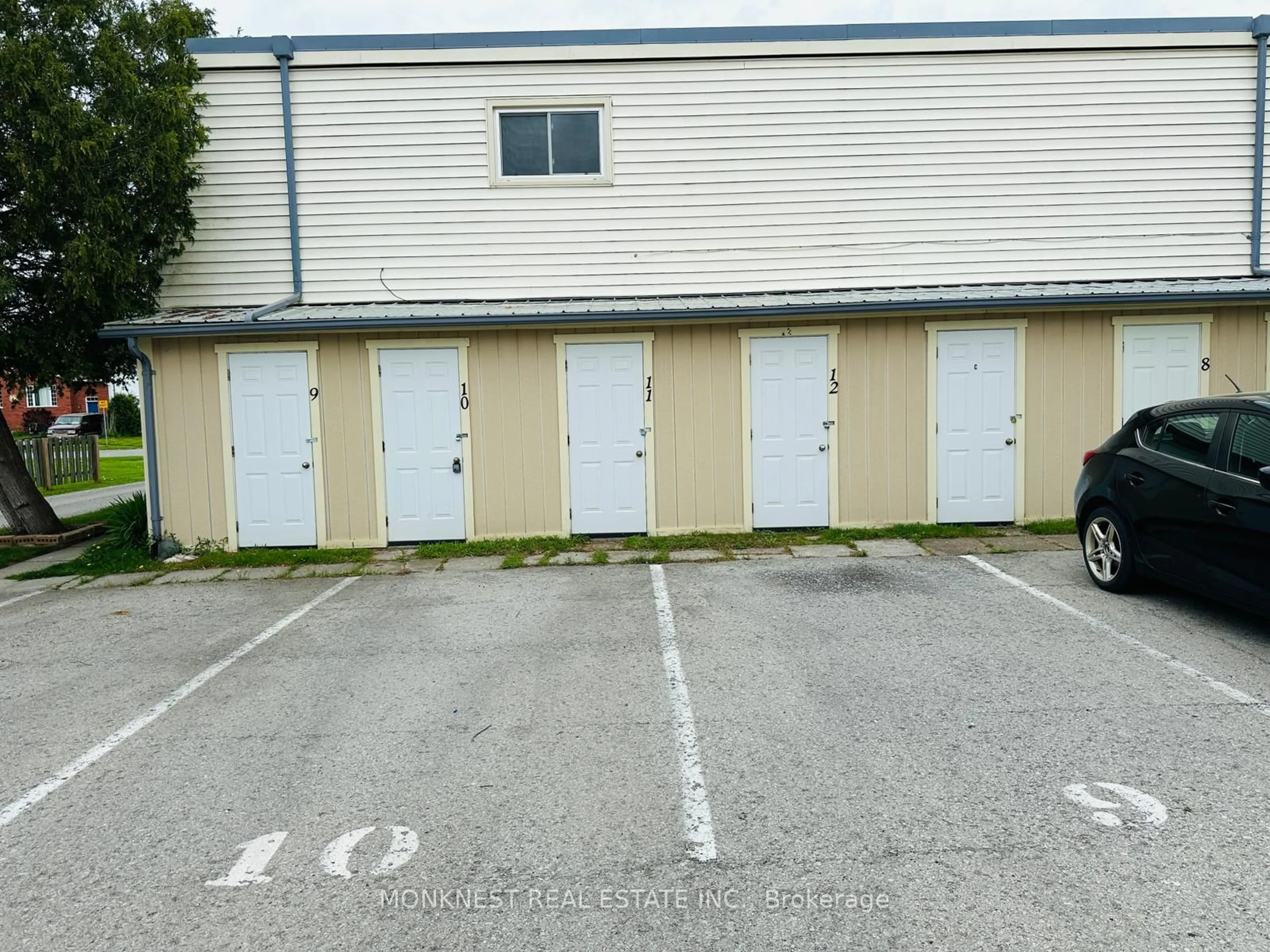 Parking for 8646 Willoughby Dr #9, Niagara Falls Ontario L2G 6X7