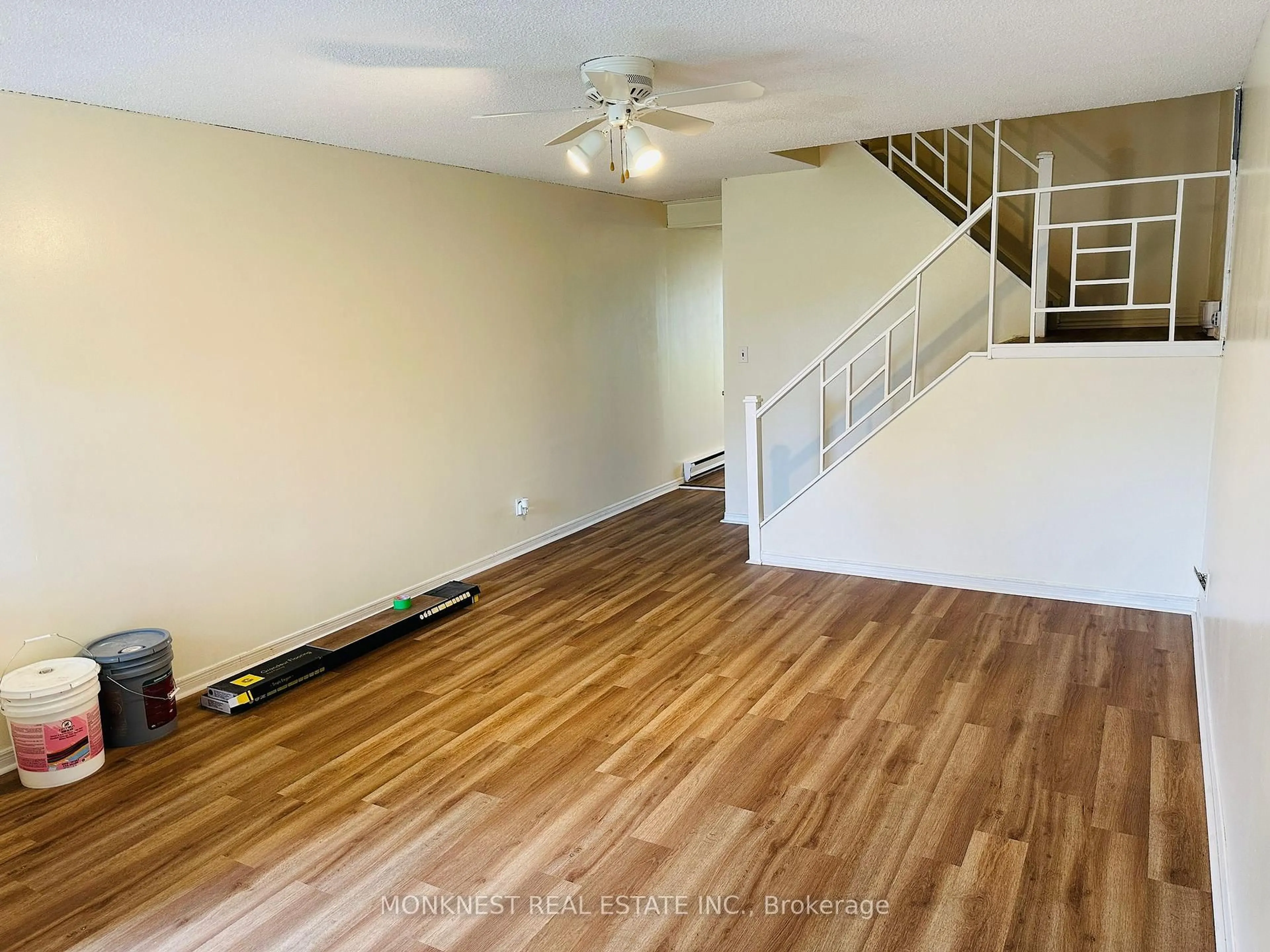 A pic of a room for 8646 Willoughby Dr #9, Niagara Falls Ontario L2G 6X7