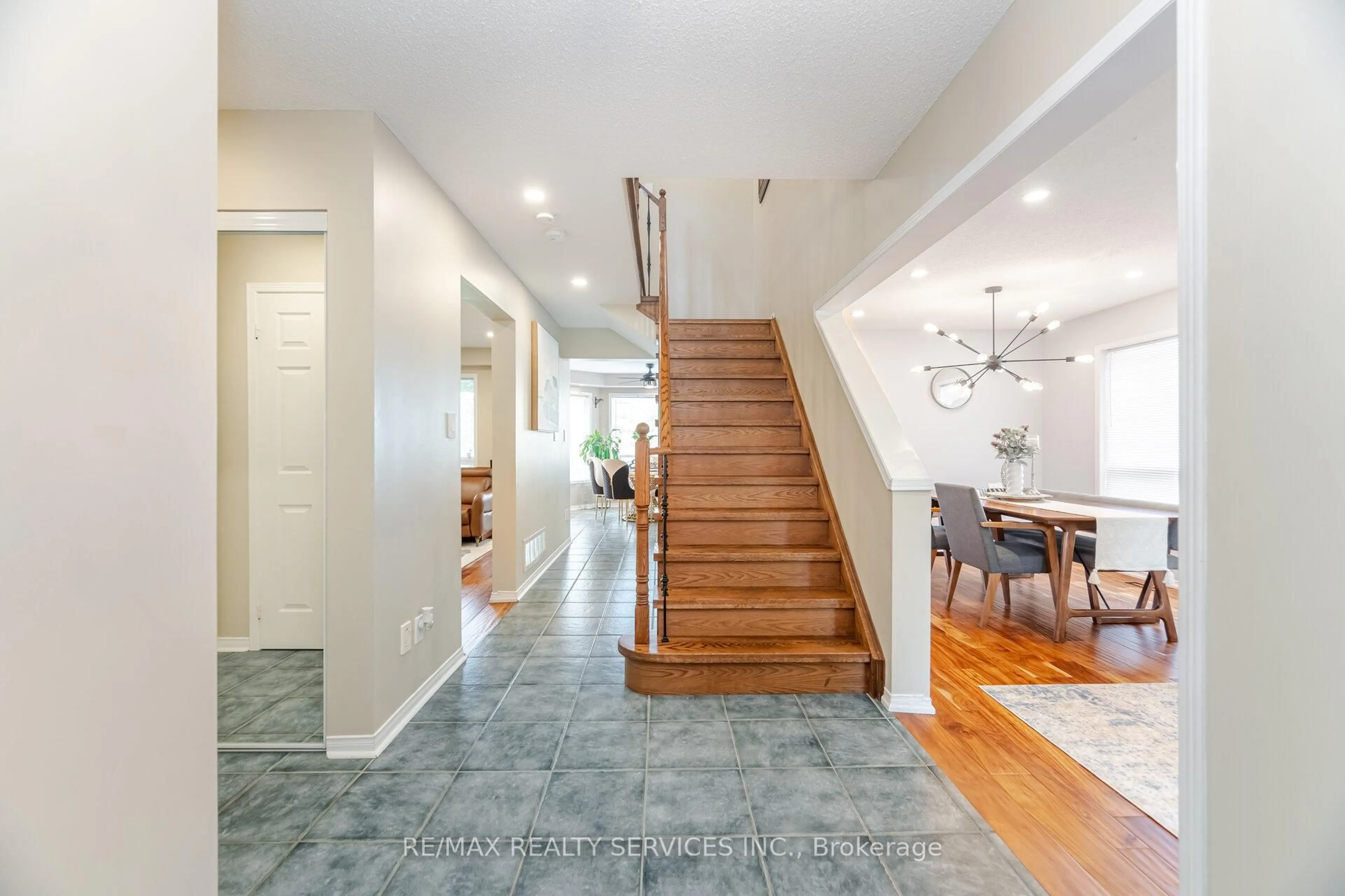 Unknown for 23 Fenwick Pl, Hamilton Ontario L8B 0P5