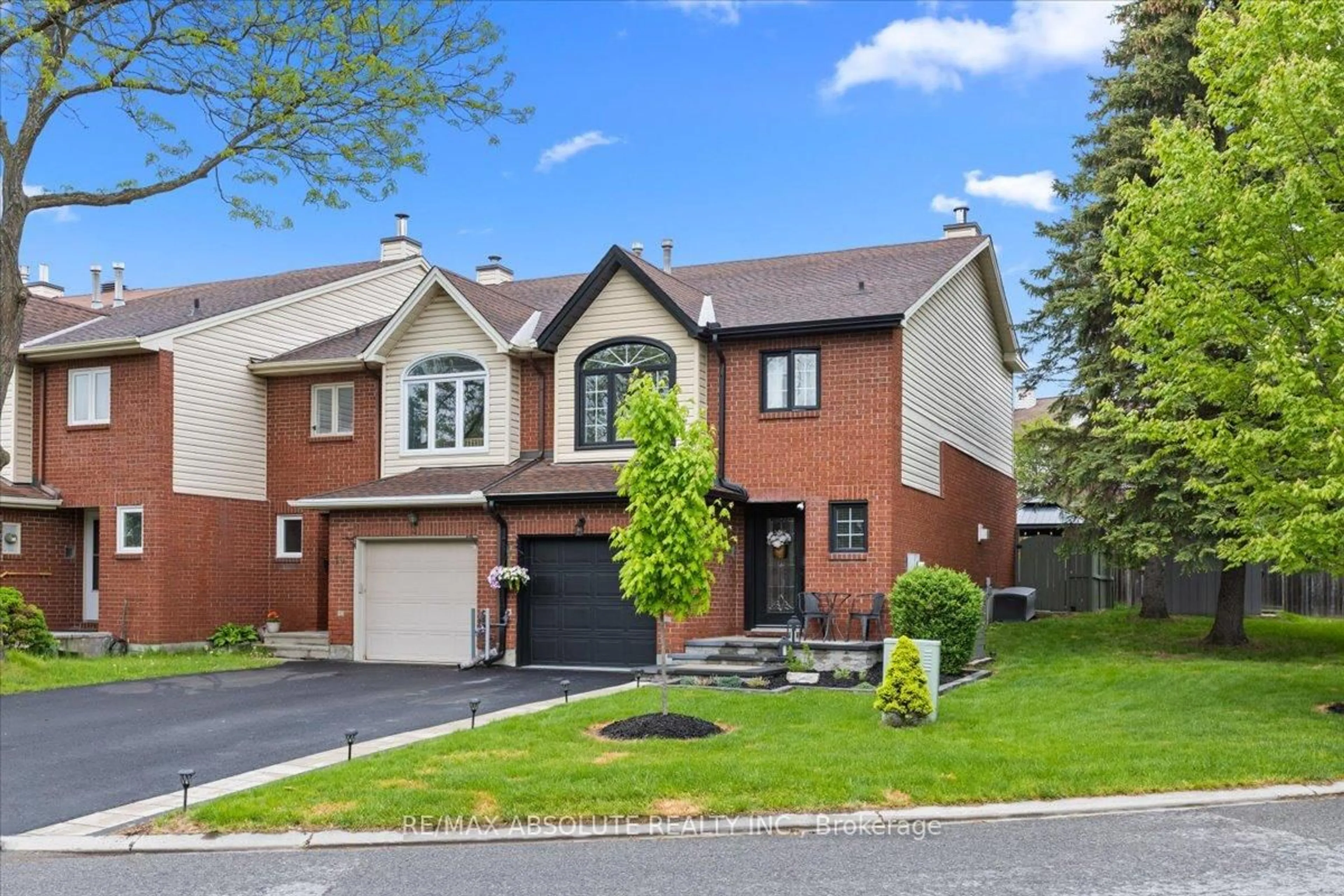Home with brick exterior material, street for 21 Cedarock Dr, Ottawa Ontario K2M 2H6