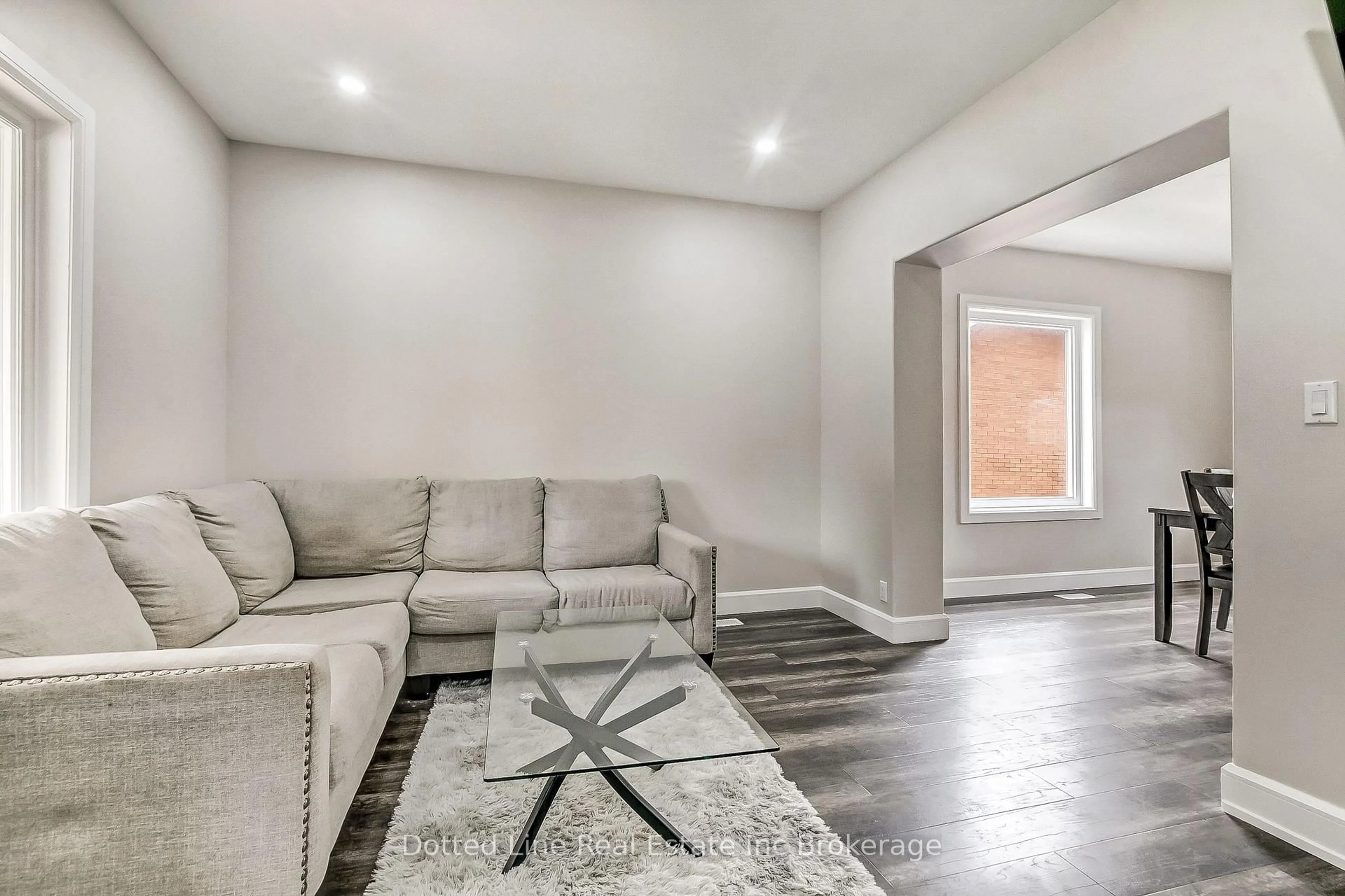 Living room with furniture, unknown for 59 Brock St, Tillsonburg Ontario N4G 2A4
