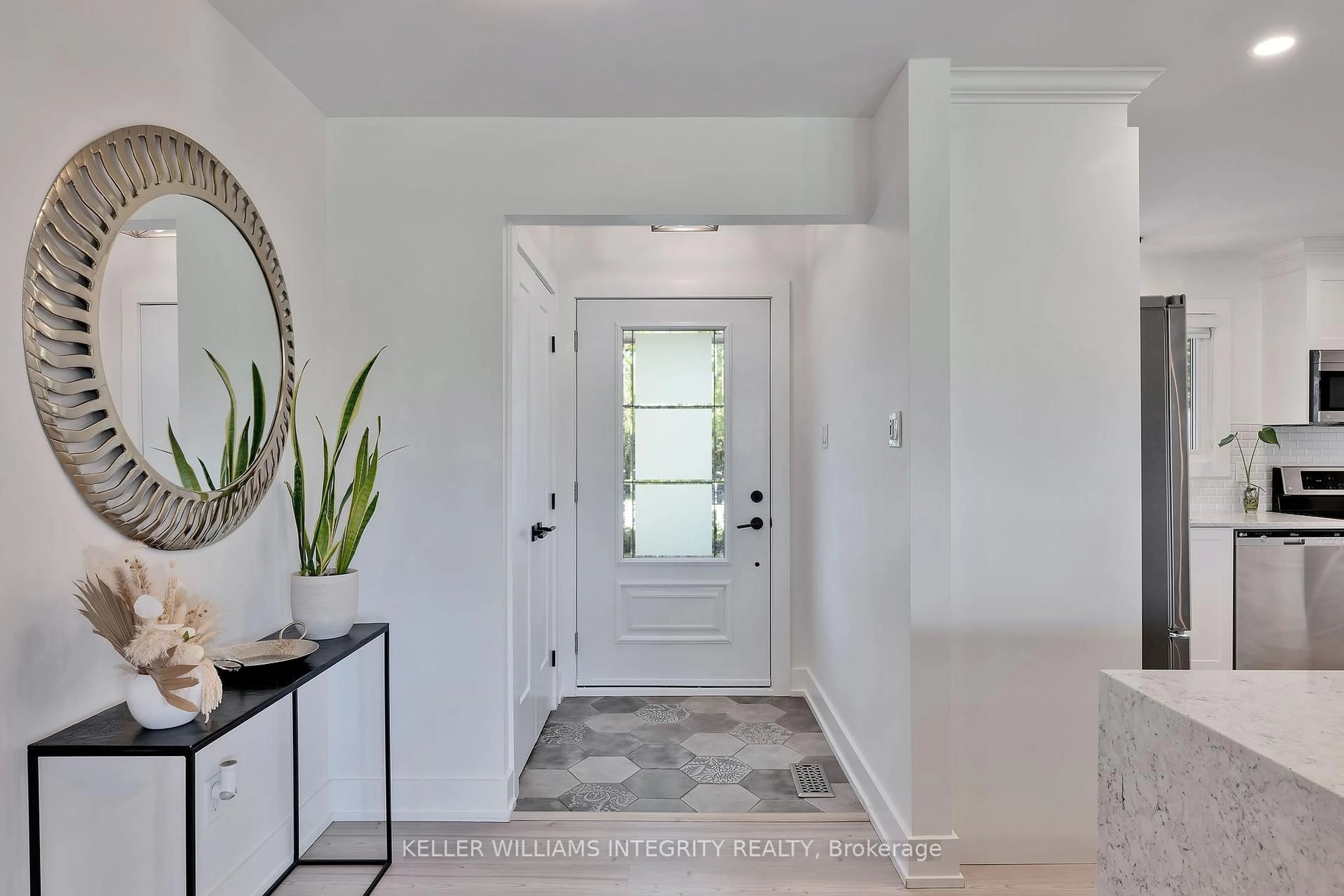 Indoor entryway for 203 Penfield Dr, Ottawa Ontario K2K 1M8