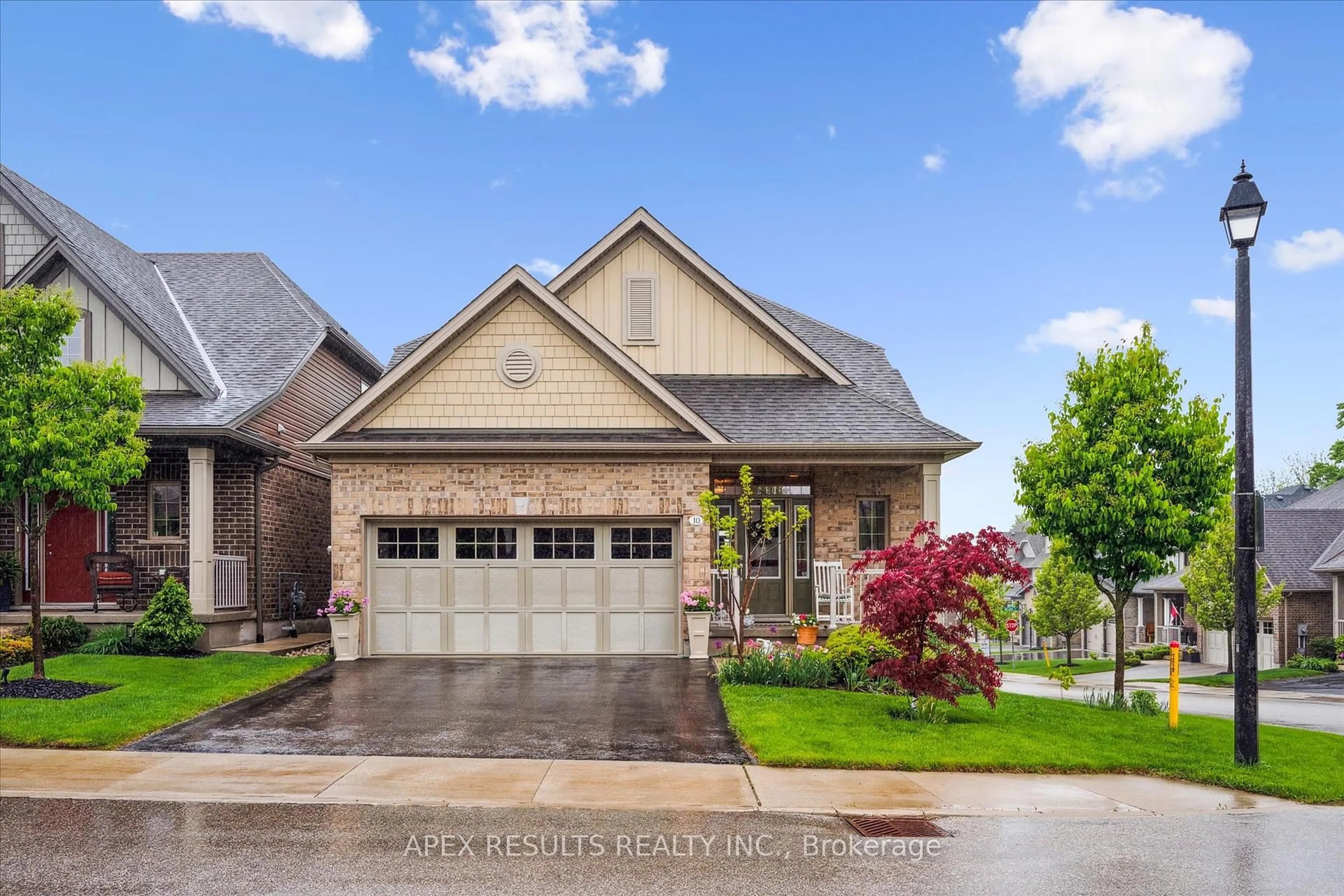 Home with brick exterior material, street for 10 CHESTNUT Dr, Guelph/Eramosa Ontario N0B 2K0
