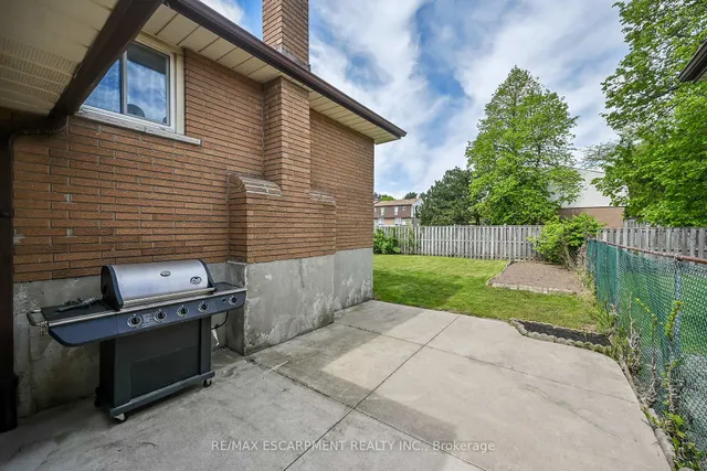 Additional property image - 567 QUEEN VICTORIA Dr