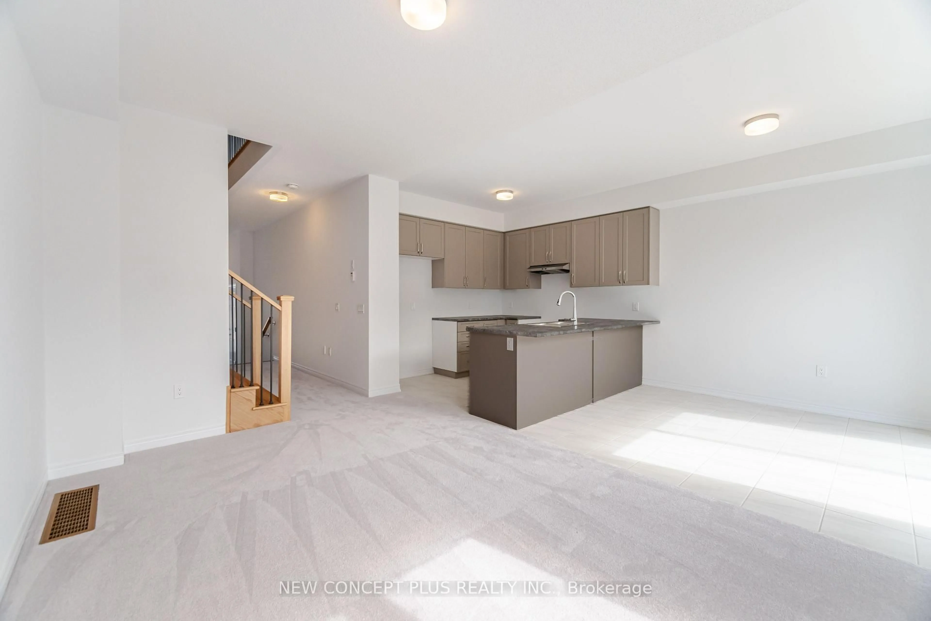 Open concept kitchen, unknown for 16 Gauley Dr, Centre Wellington Ontario N1M 0K4