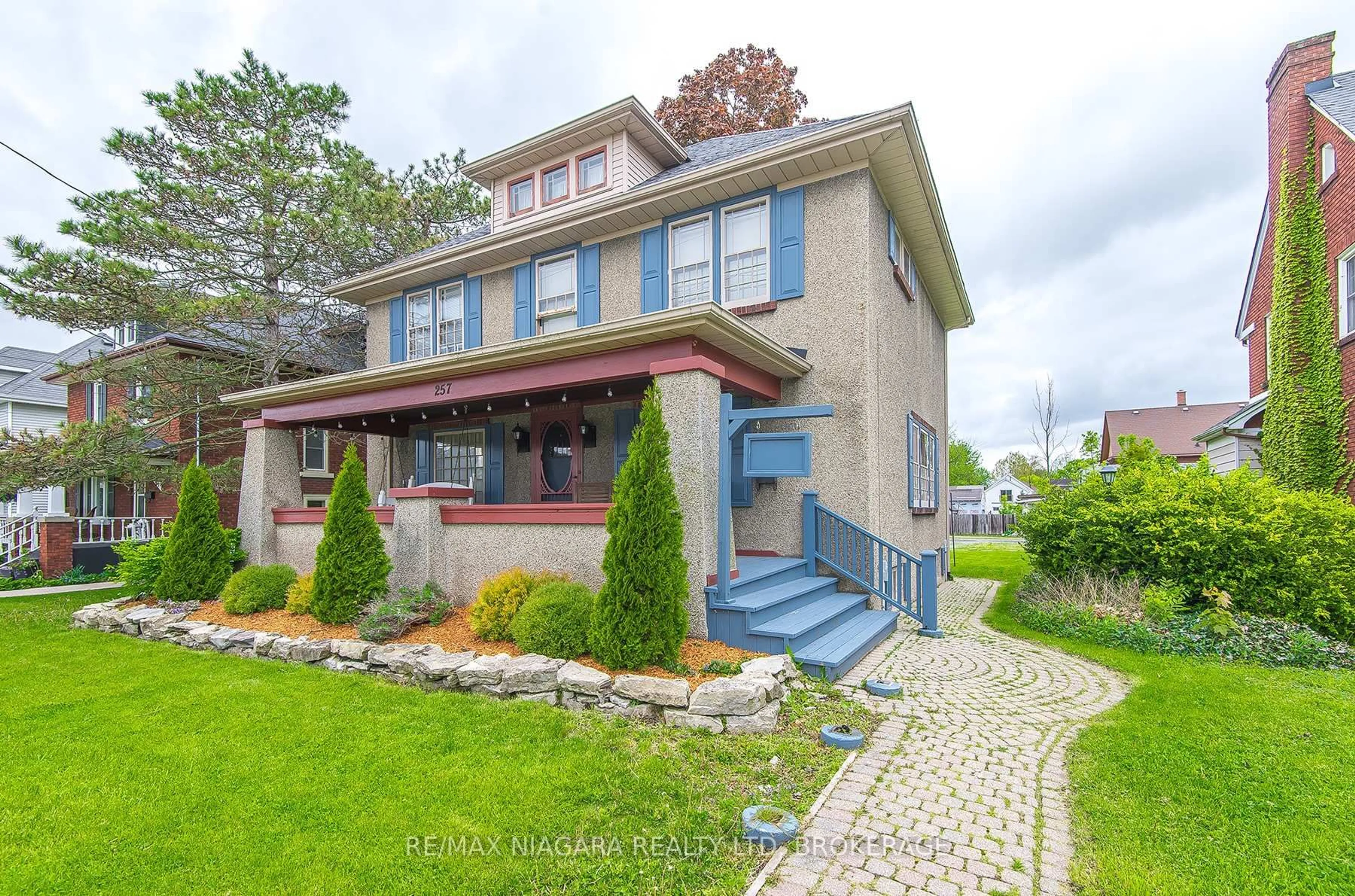 Home with brick exterior material, street for 257 Sugarloaf St, Port Colborne Ontario L3K 2P1