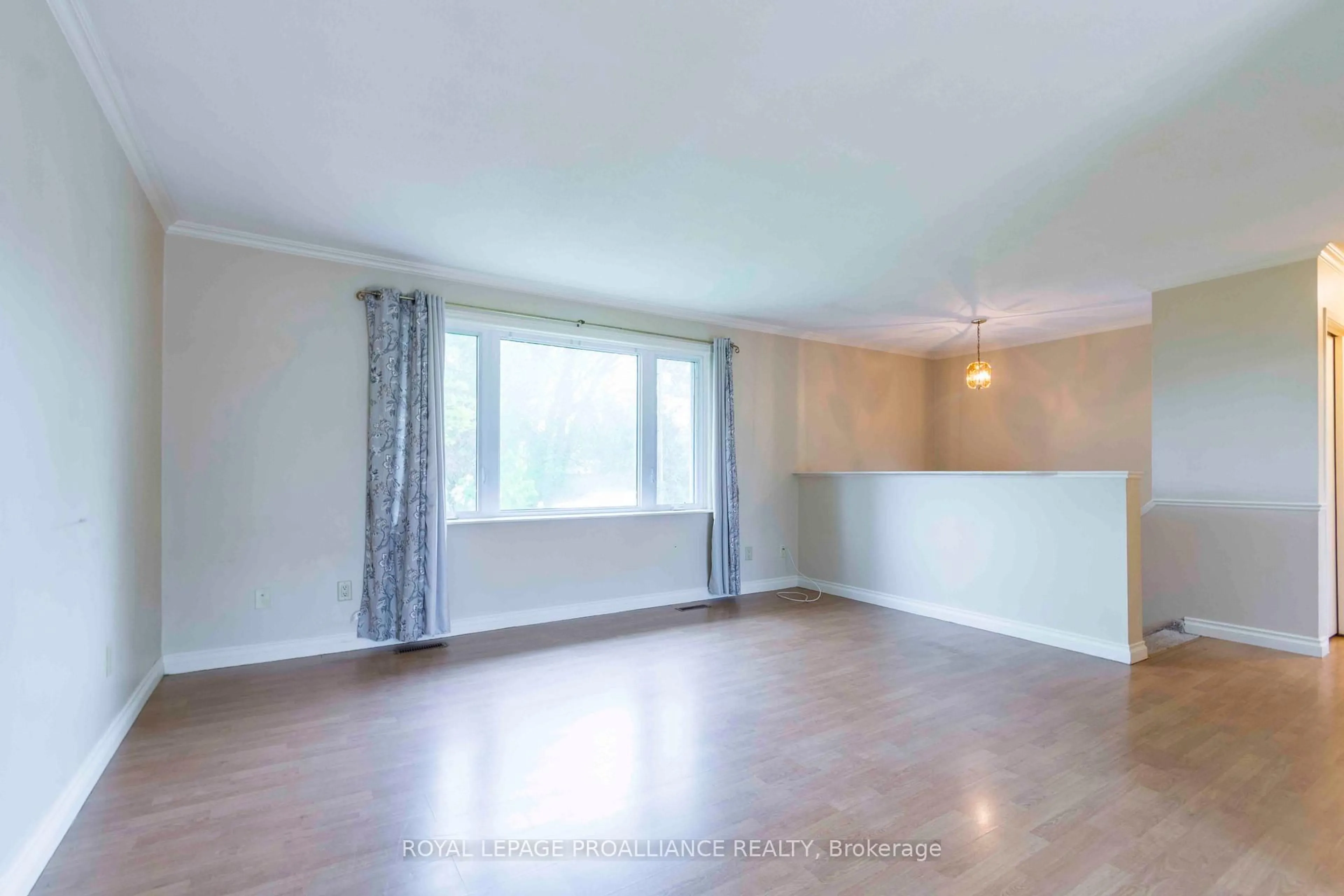 A pic of a room for 12 Highside Rd, Quinte West Ontario K8V 5P5
