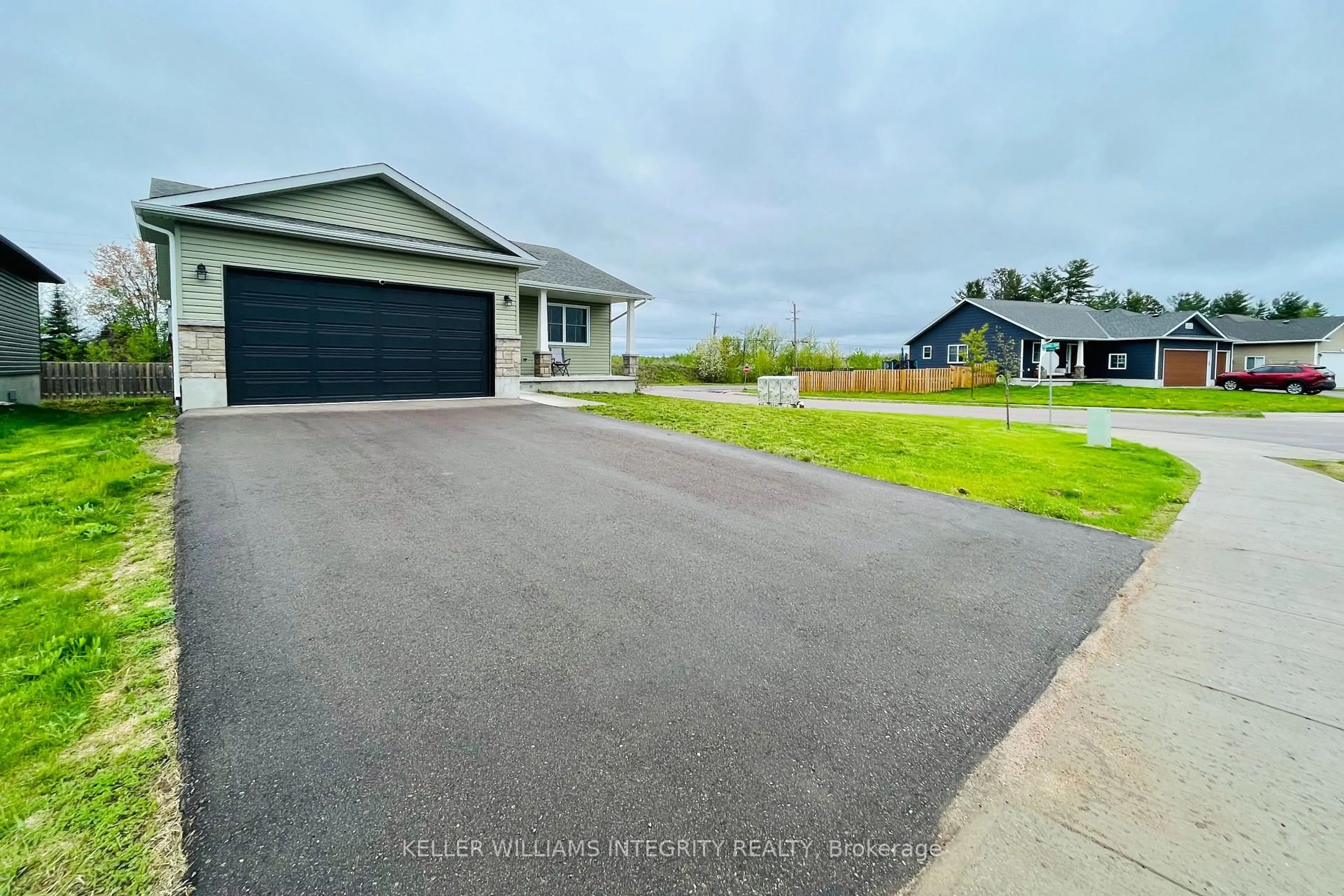 A pic from outside/outdoor area/front of a property/back of a property/a pic from drone, street for 20 Terrance Dr, Petawawa Ontario K8H 2W8