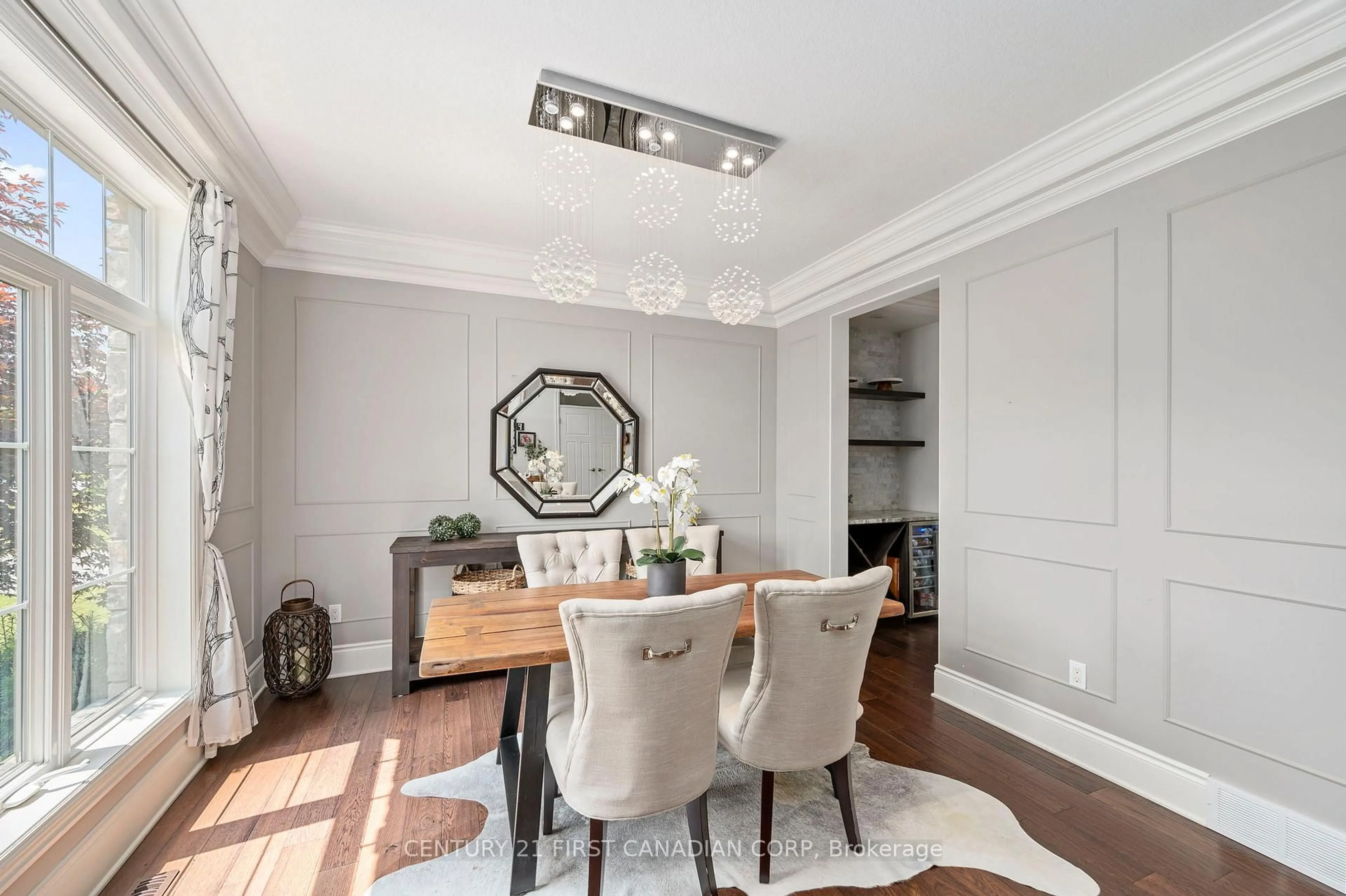 Dining room, wood/laminate floor for 886 Foxcreek Rd, London North Ontario N6G 0J9