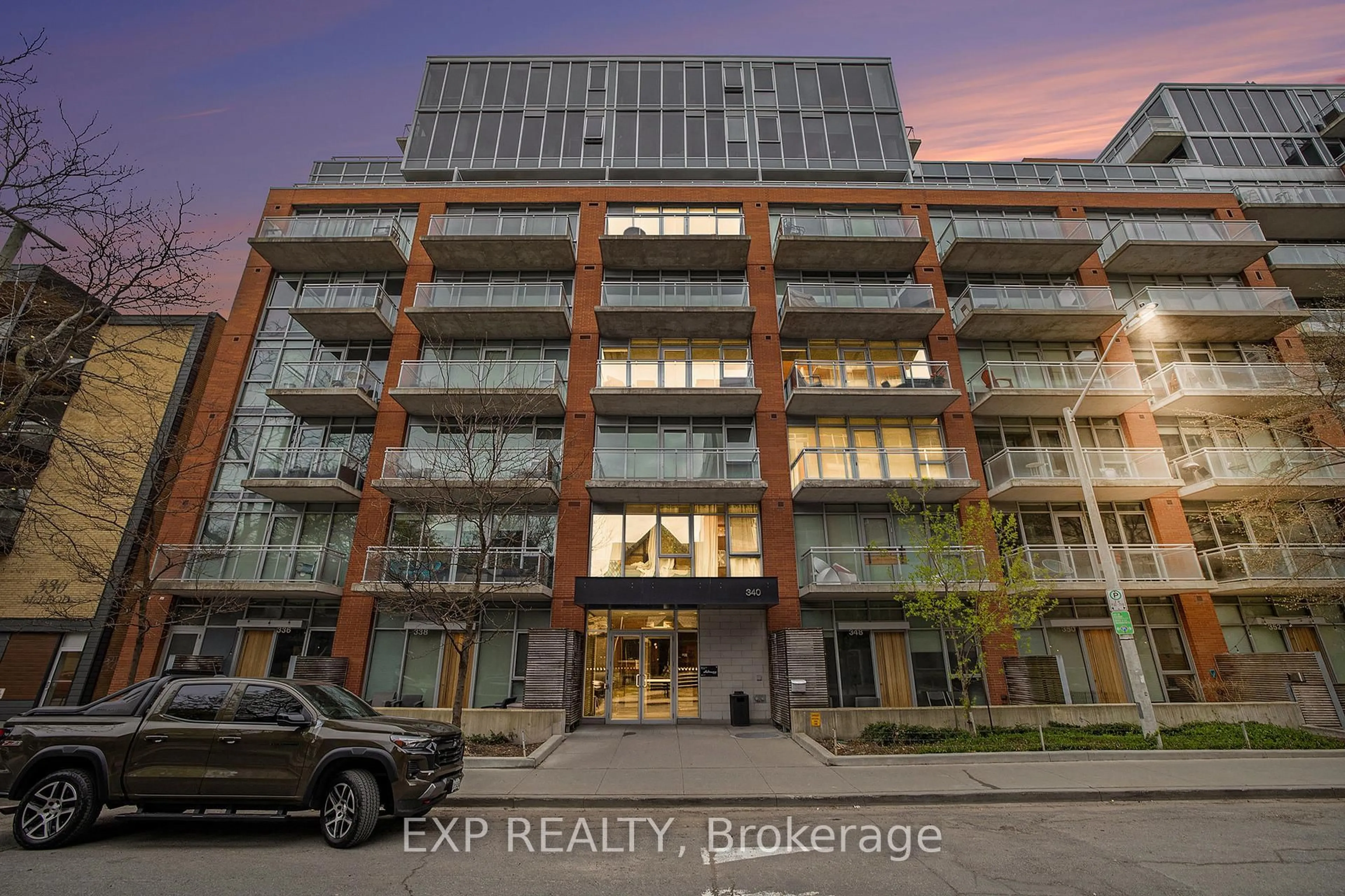 Unknown for 340 Mcleod St #547, Ottawa Ontario K2P 1A4