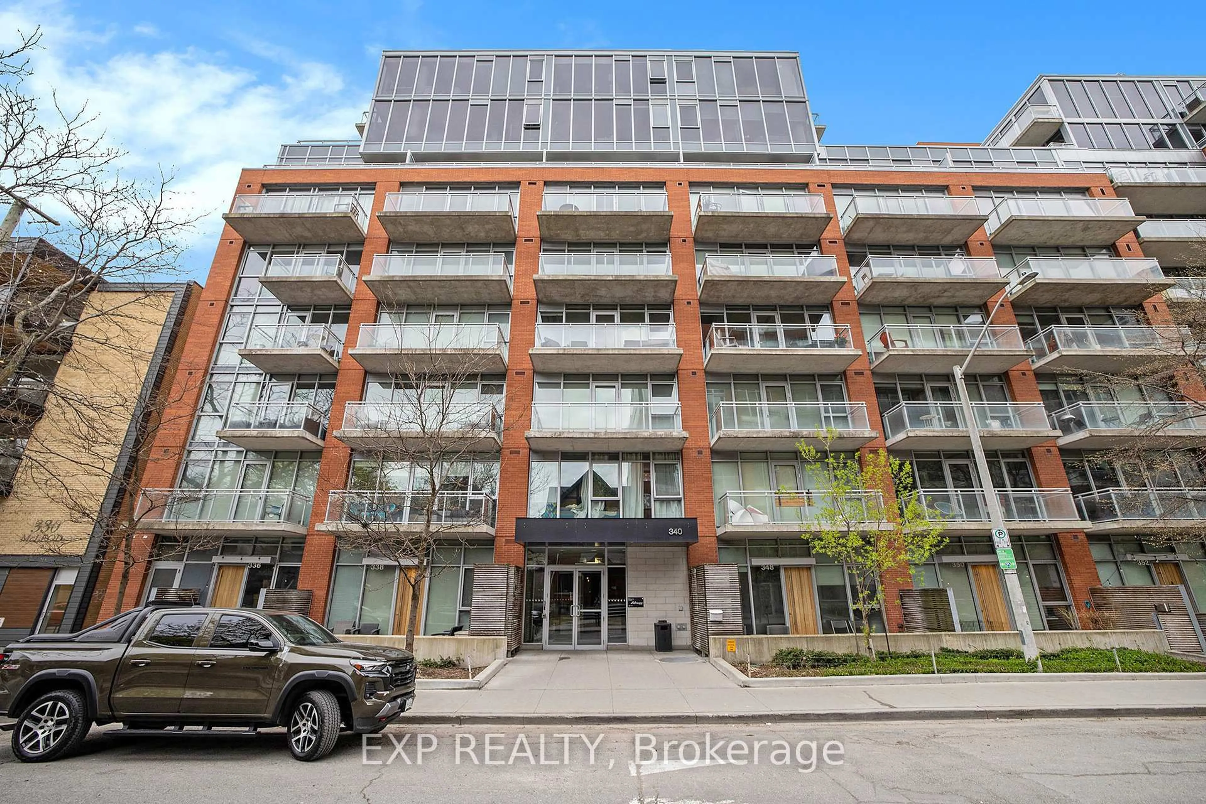 Unknown for 340 Mcleod St #547, Ottawa Ontario K2P 1A4