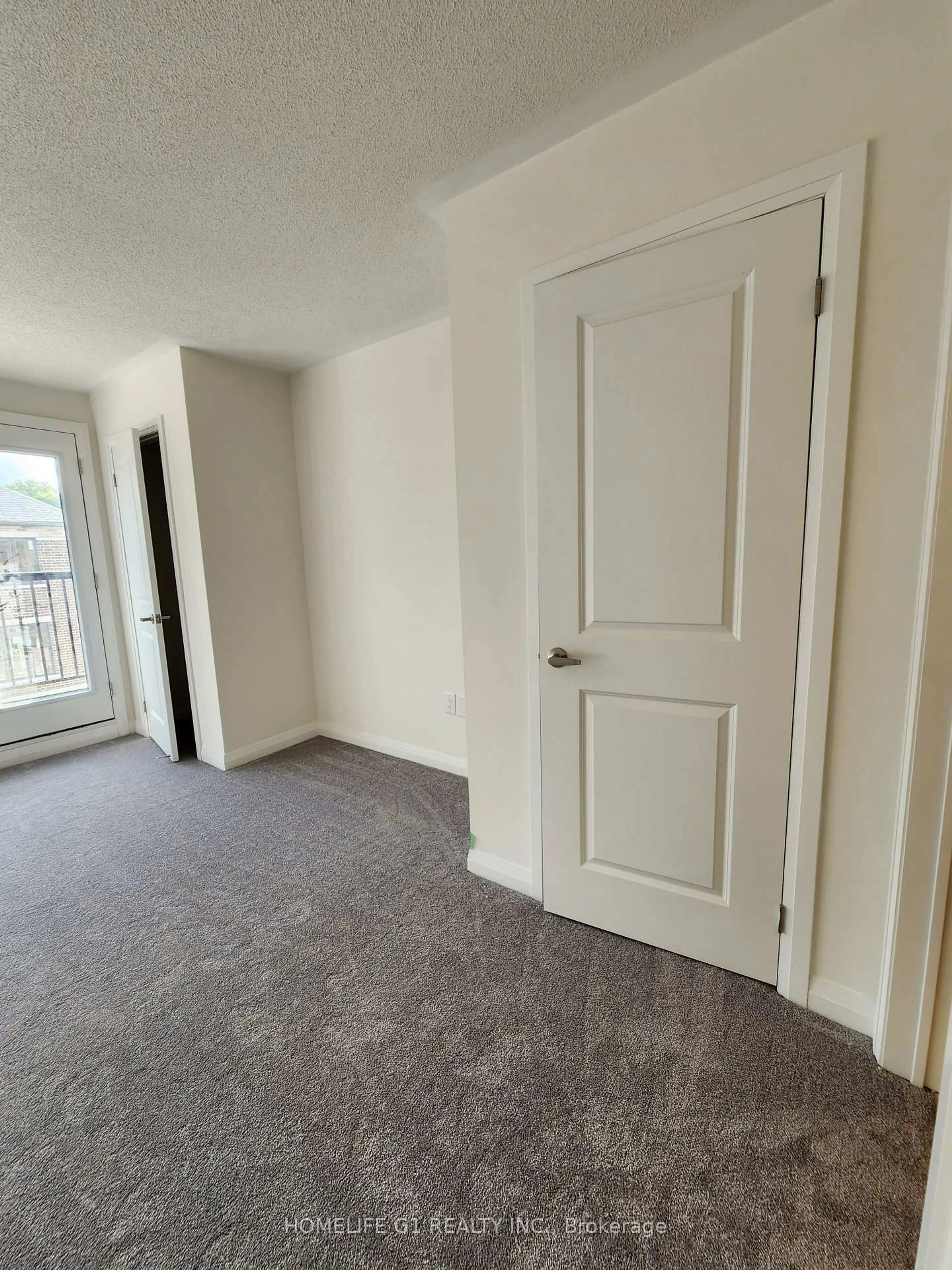 A pic of a room for 585 Colborne St #405, Brantford Ontario N3S 0K4