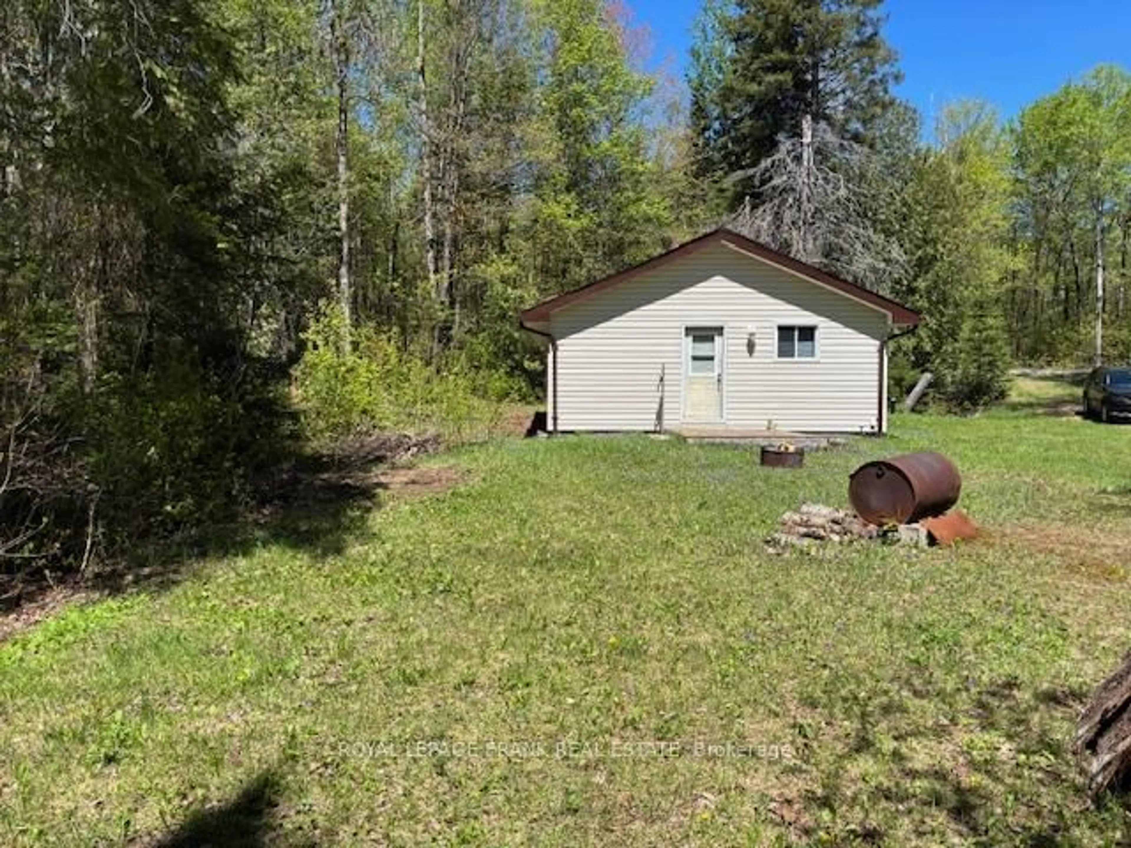 Shed for 807 Airport Rd, Bancroft Ontario K0L 1C0