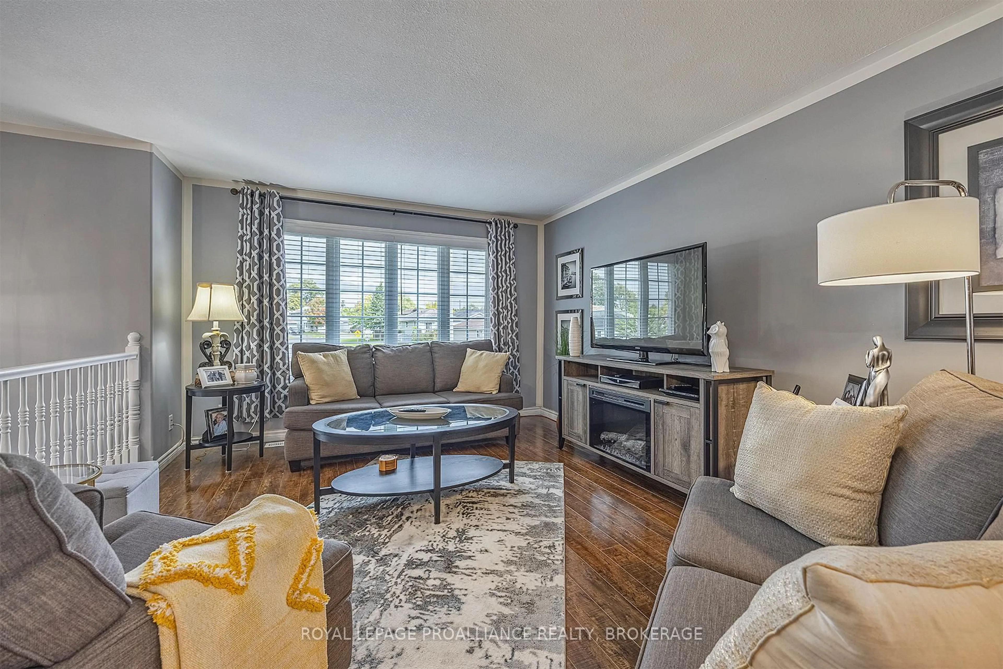 Living room with furniture, unknown for 182 Briceland St, Kingston Ontario K7K 7L2