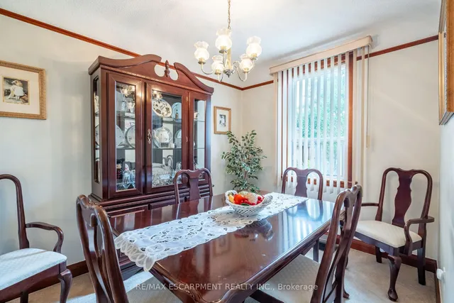 Additional property image - 204 Emerald St