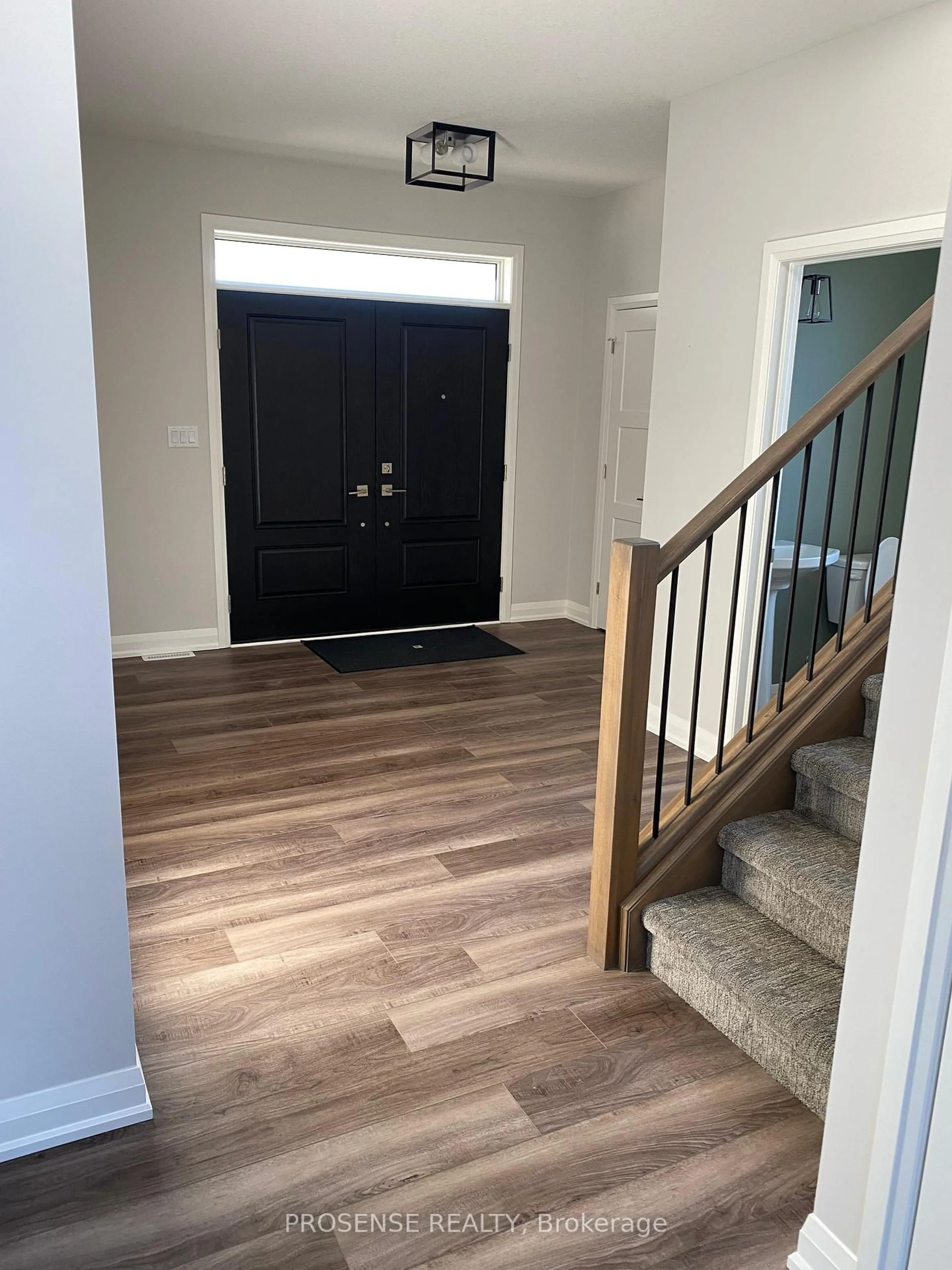 Indoor entryway for 86 Church St, South Huron Ontario N0M 1S2