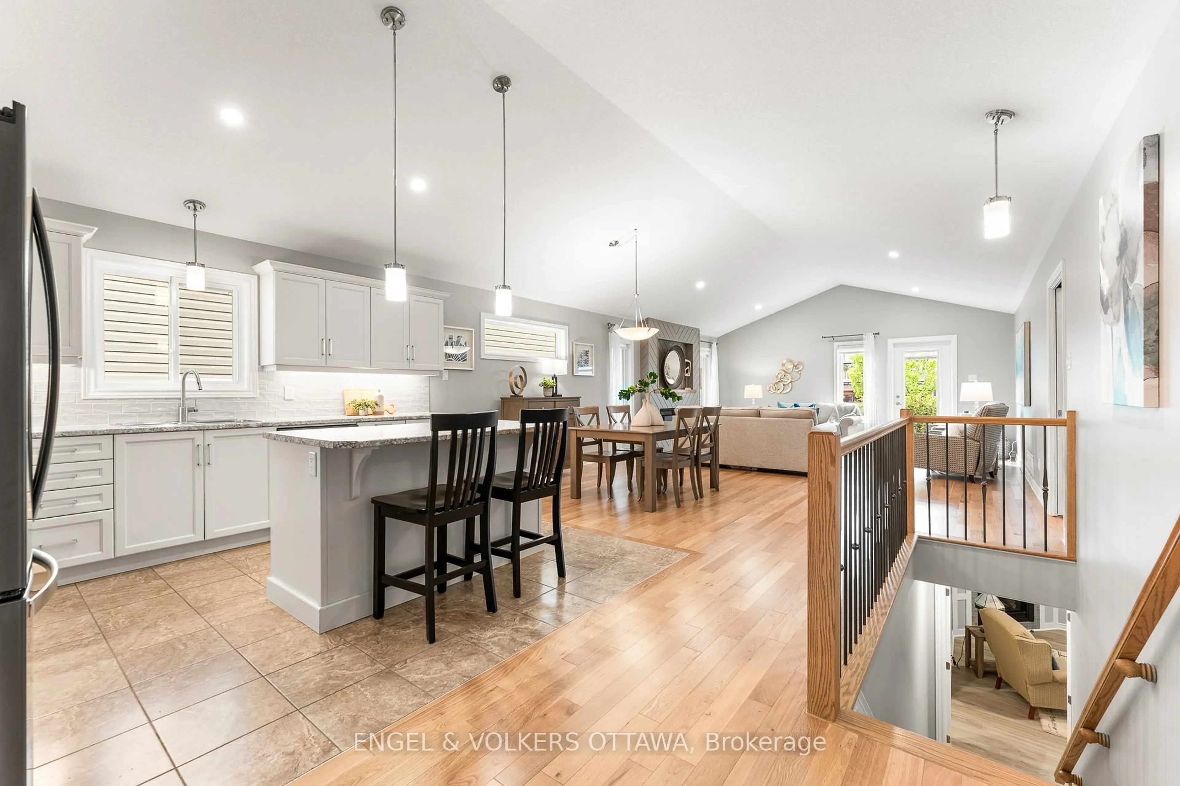 Open concept kitchen, unknown for 207 McKenny St, Almonte Ontario K0A 1A0
