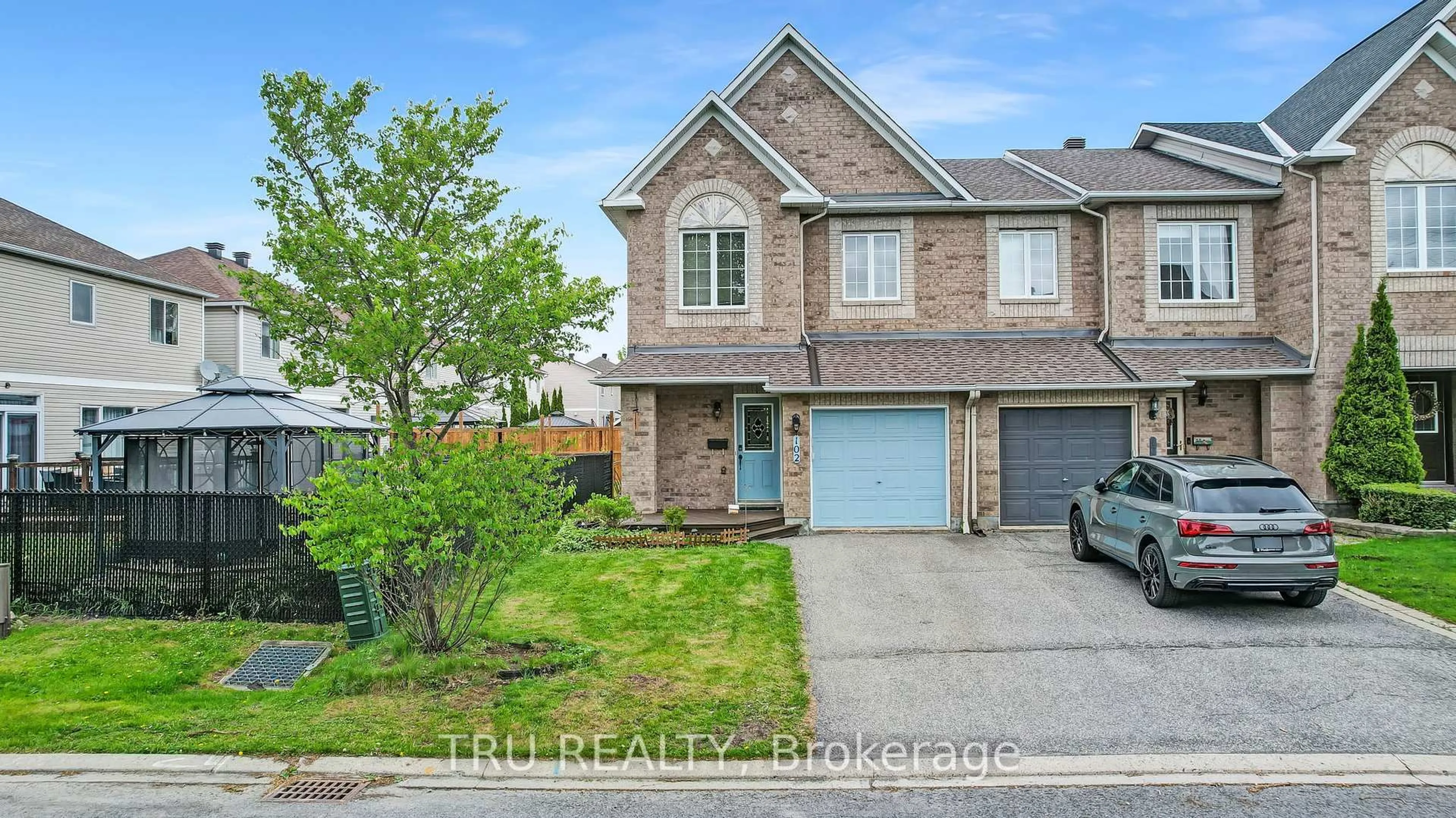 Unknown for 102 Southpointe Ave, Ottawa Ontario K2J 4T5