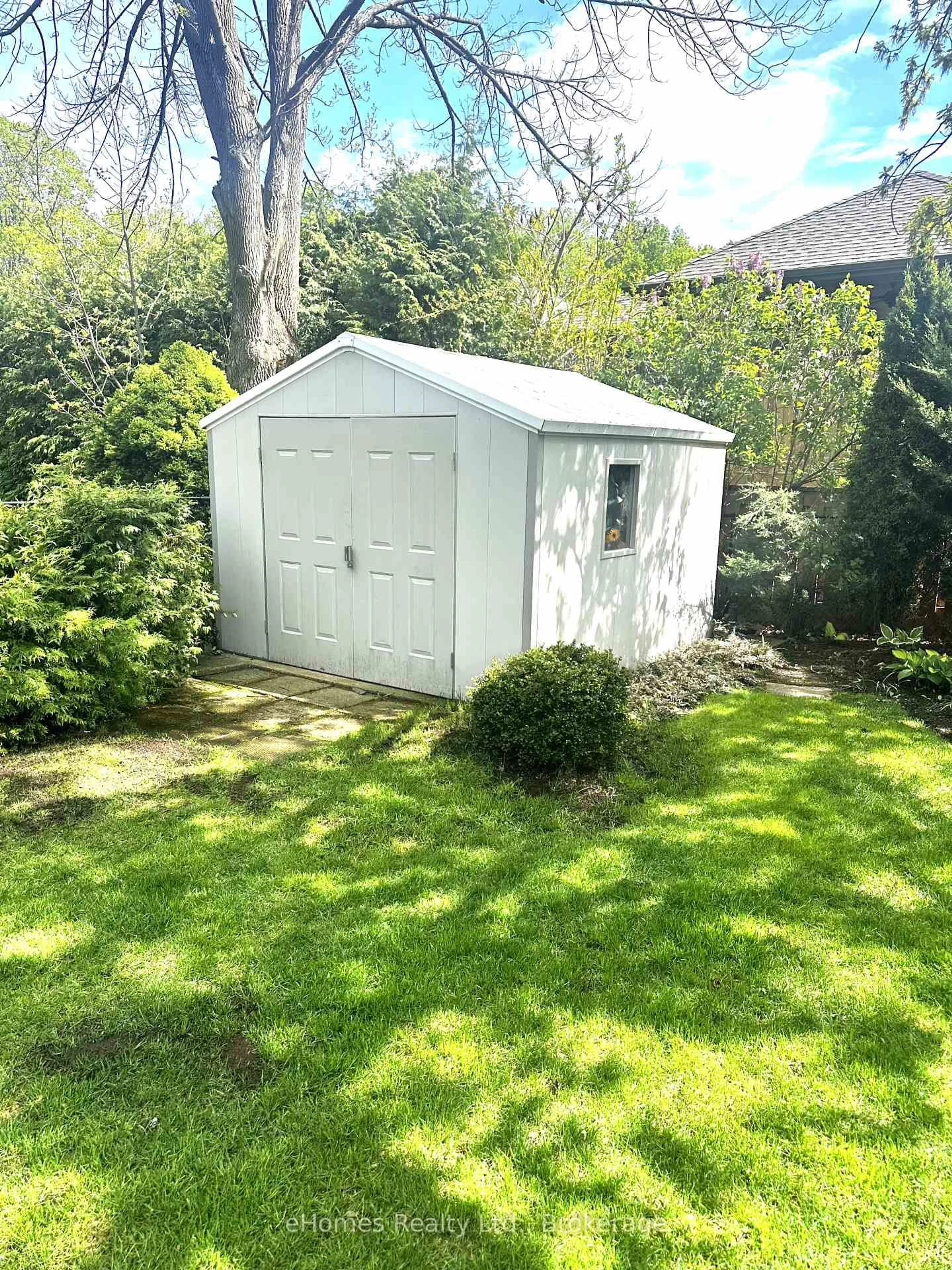 Shed for 525 4th A St, Owen Sound Ontario N4K 6A4