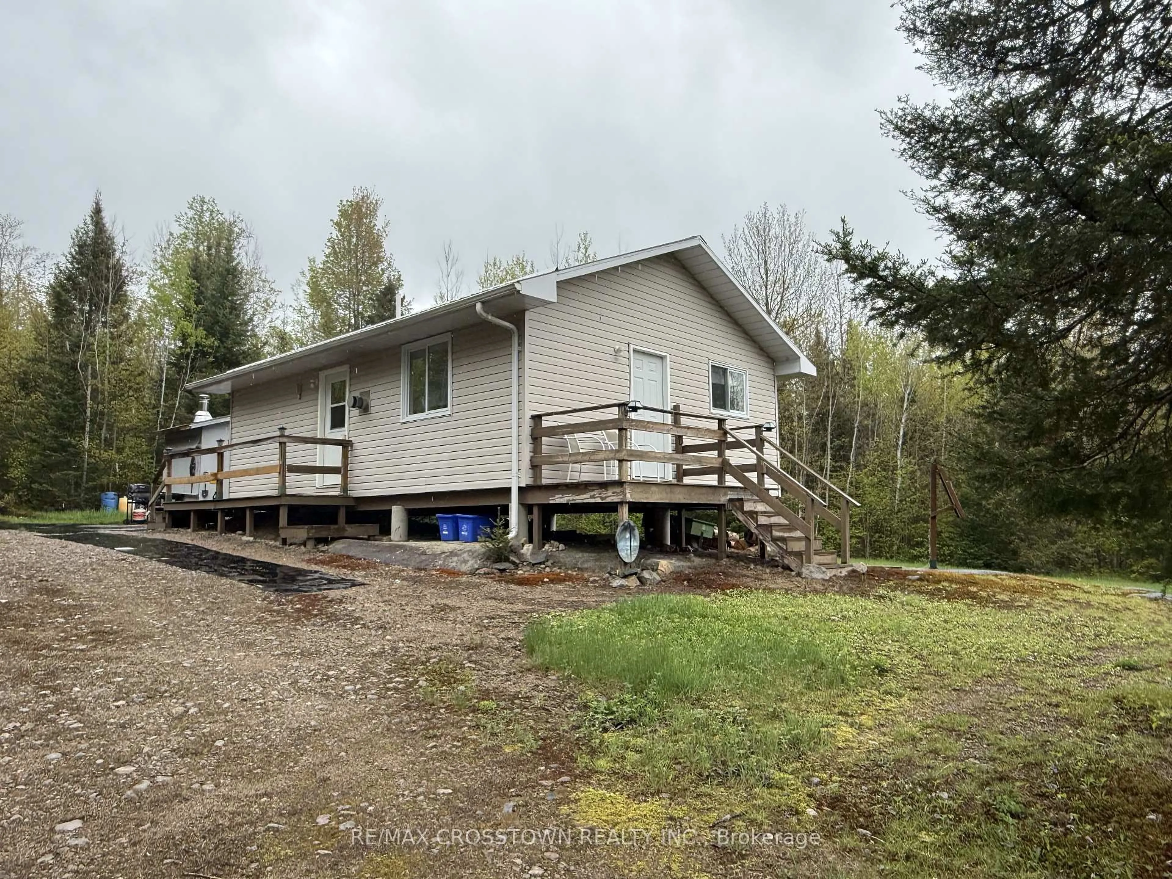 A pic from outside/outdoor area/front of a property/back of a property/a pic from drone, unknown for 265 Argo Ru, Mattawan Ontario P0H 1V0