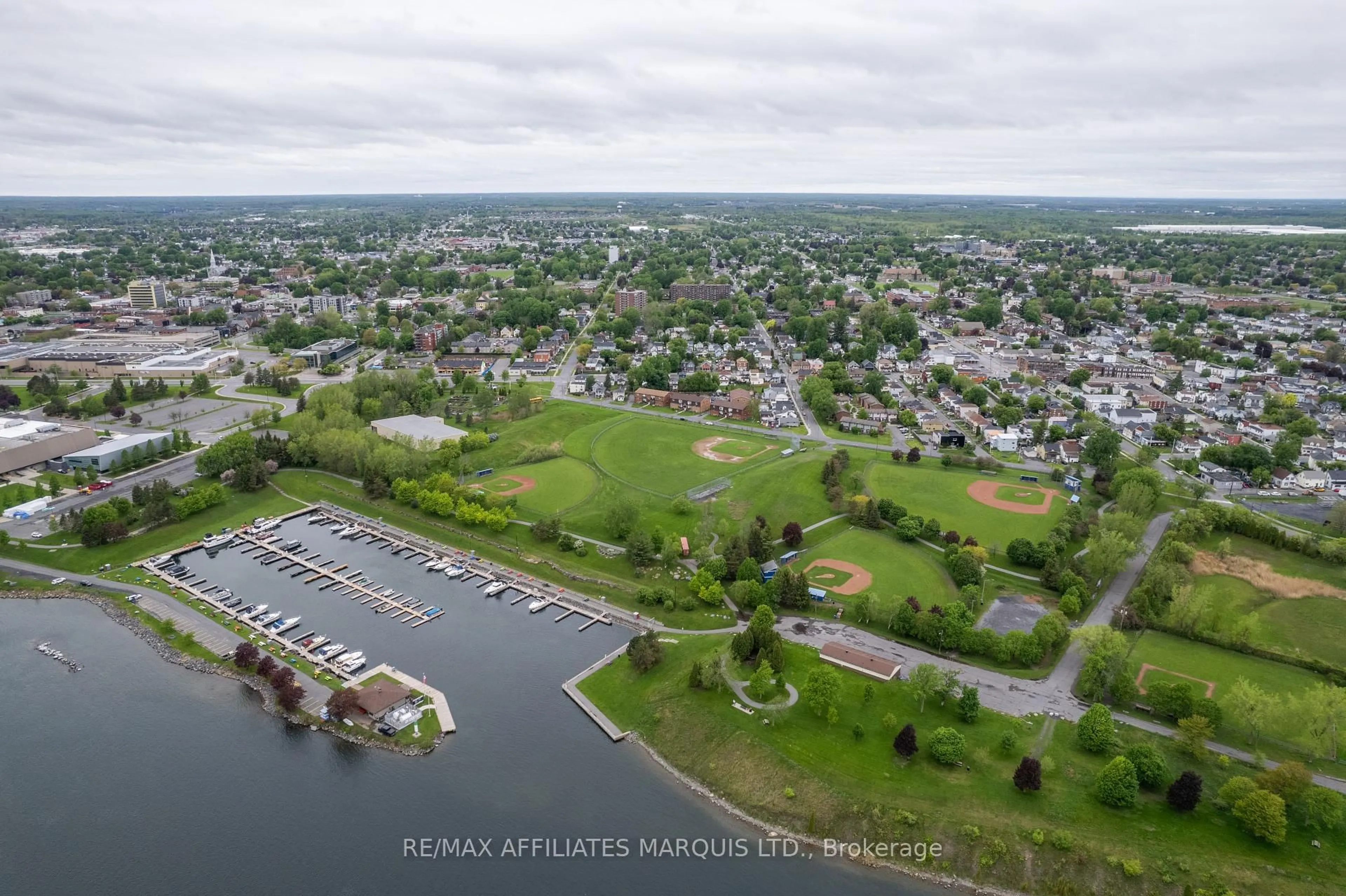 A pic from outside/outdoor area/front of a property/back of a property/a pic from drone, water/lake/river/ocean view for 75 Race St #8, Cornwall Ontario K6H 1G7