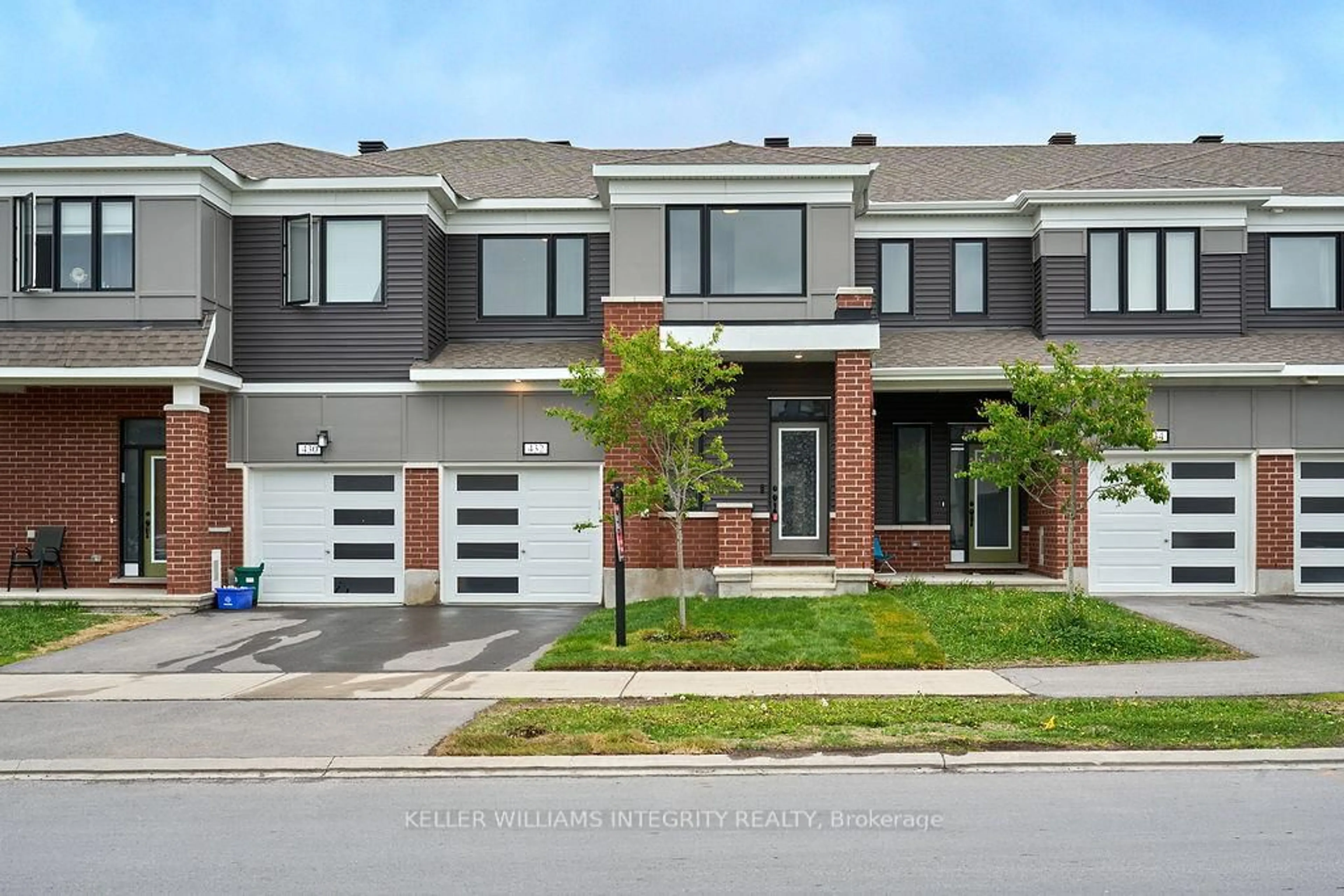 Home with brick exterior material, street for 432 Cope Dr, Ottawa Ontario K2S 1B6