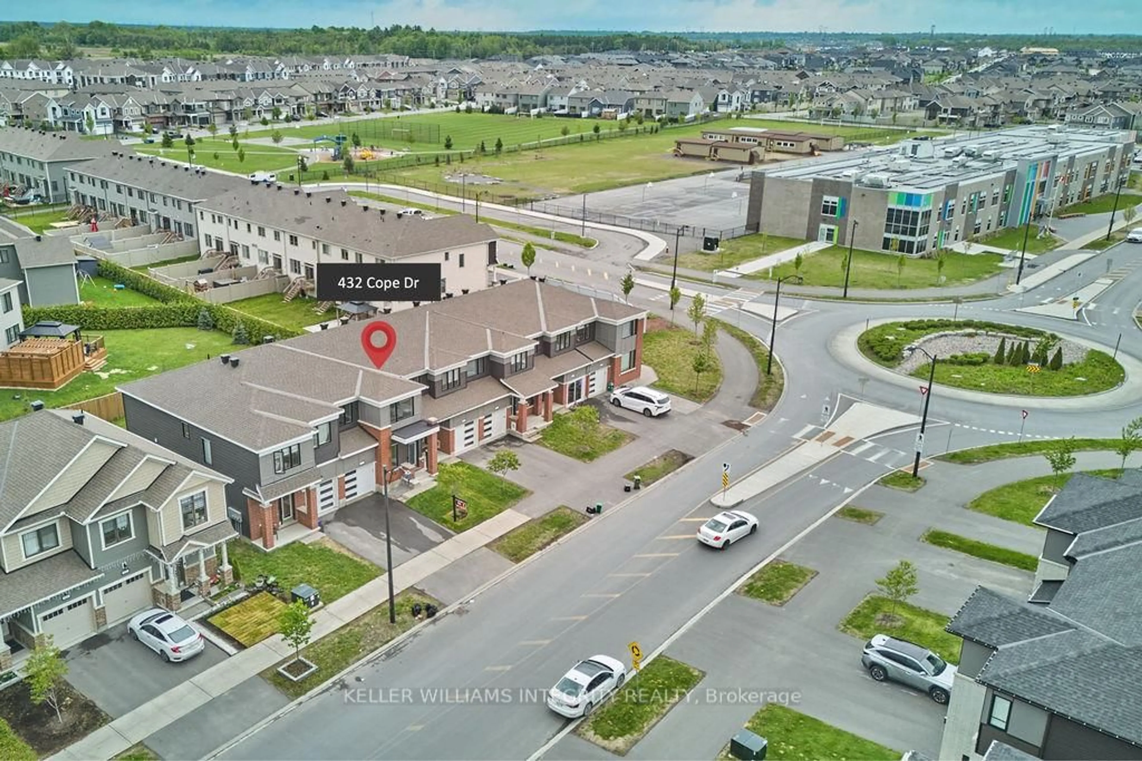 A pic from outside/outdoor area/front of a property/back of a property/a pic from drone, street for 432 Cope Dr, Ottawa Ontario K2S 1B6