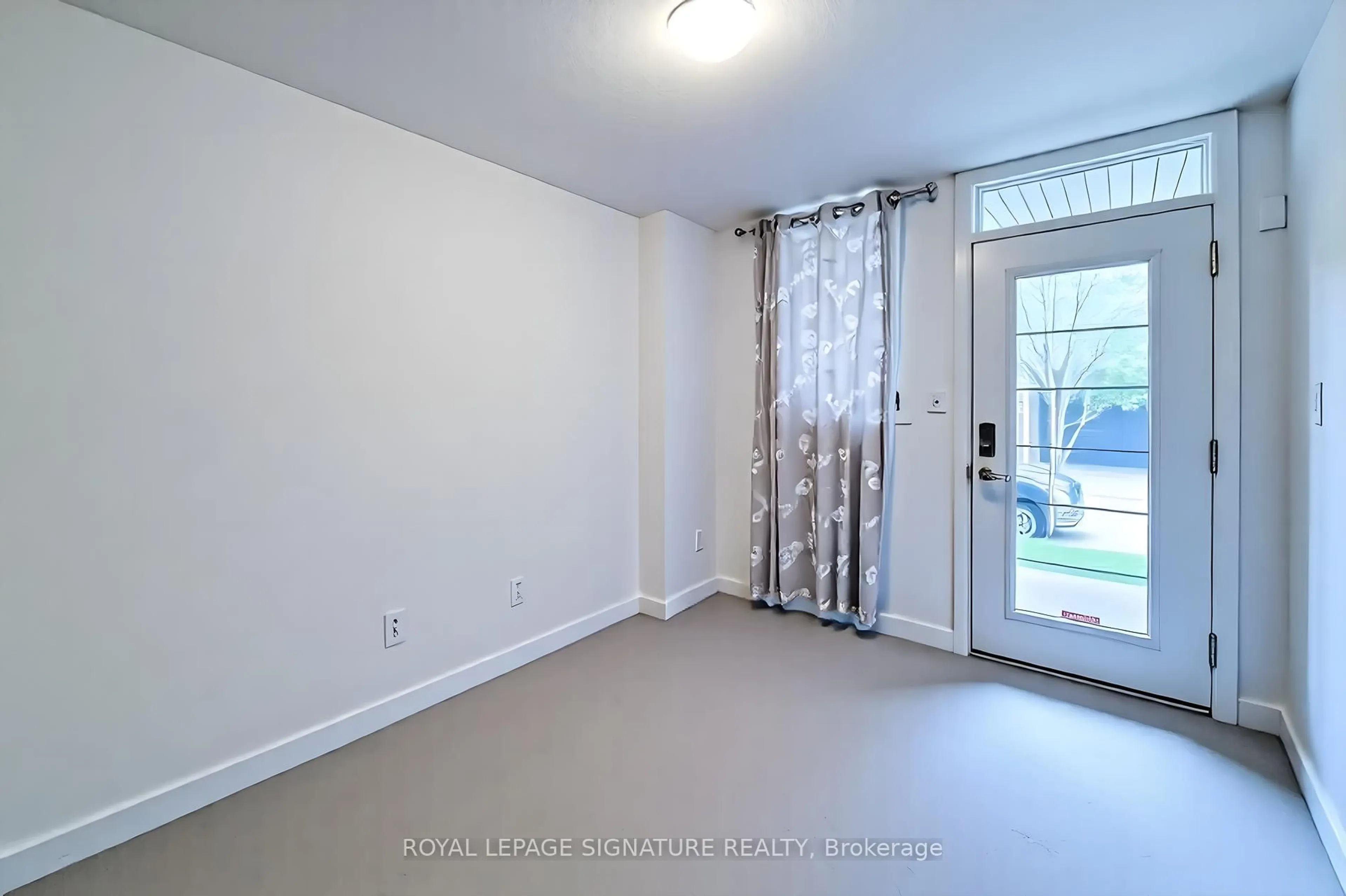 A pic of a room for 30 Times Square Blvd #94, Hamilton Ontario L8J 0M1