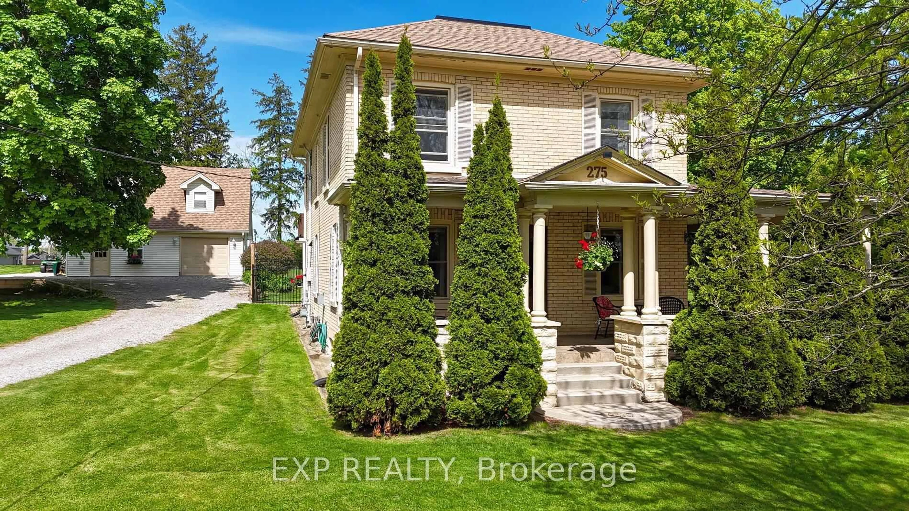 Home with brick exterior material, street for 275 Harris St, Ingersoll Ontario N5C 1Y5