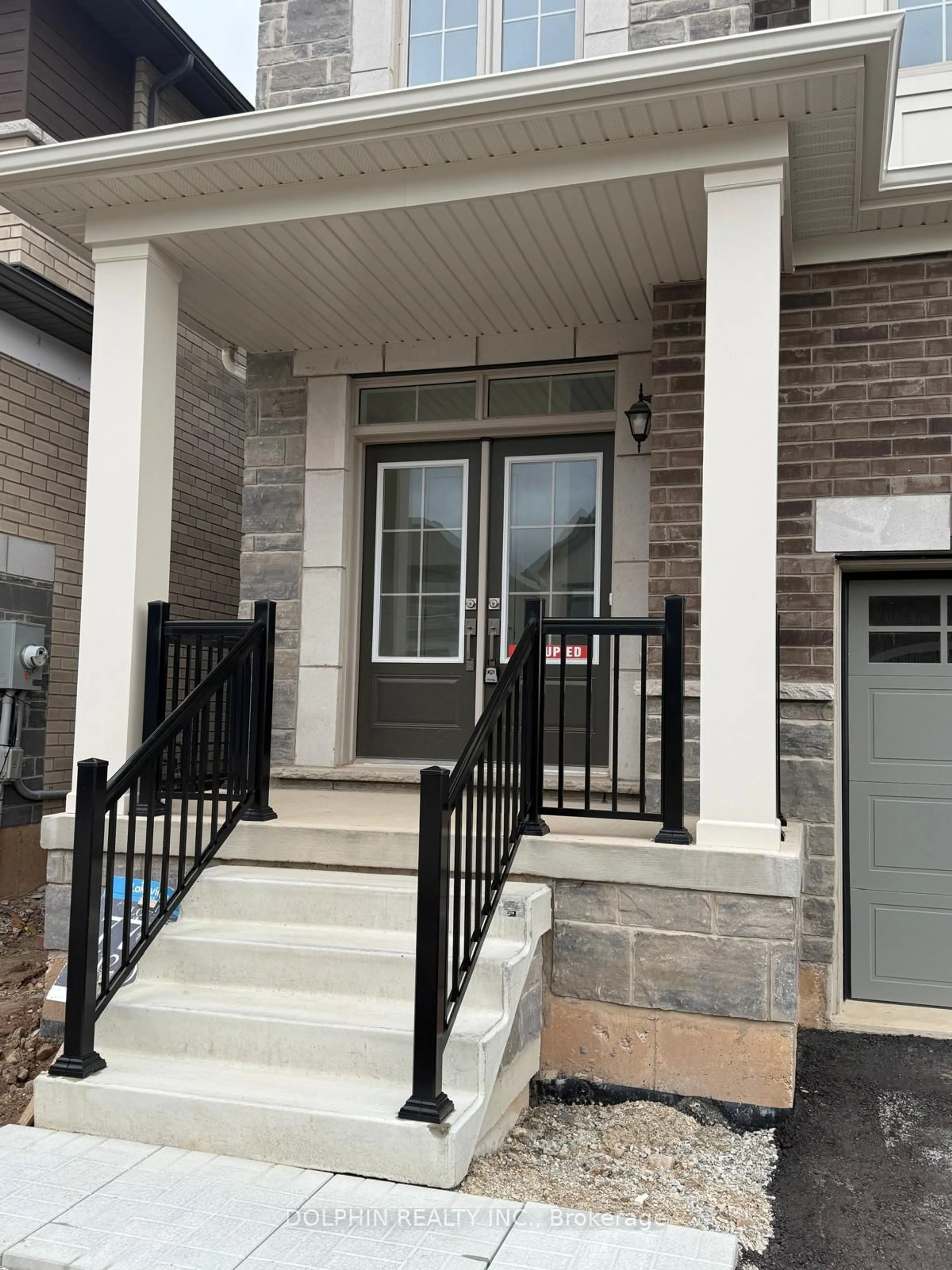 Indoor entryway for 20 Spiers Rd, Erin Ontario N0B 1T0