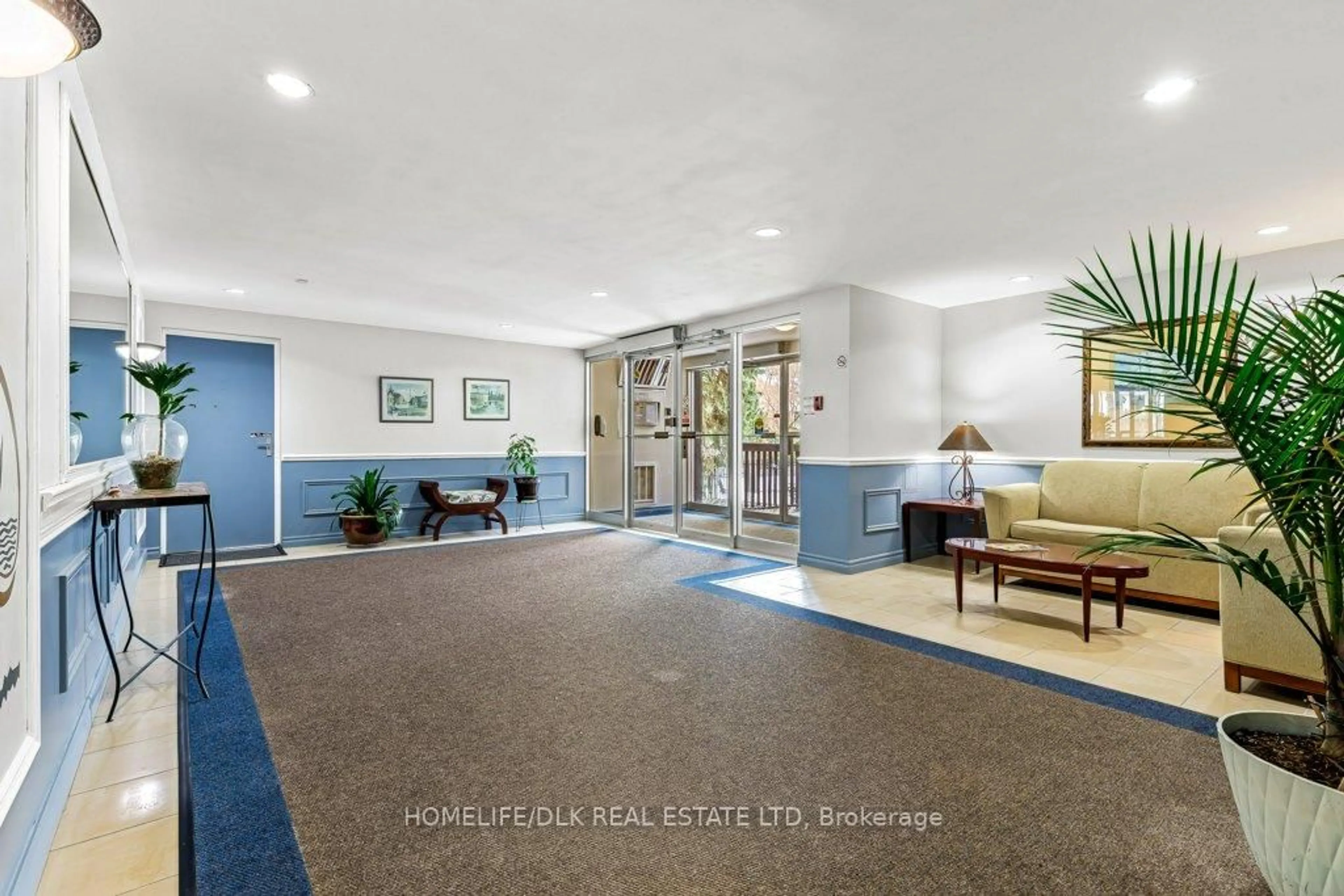 Lobby for 109 King St #406, Brockville Ontario K6V 1B8