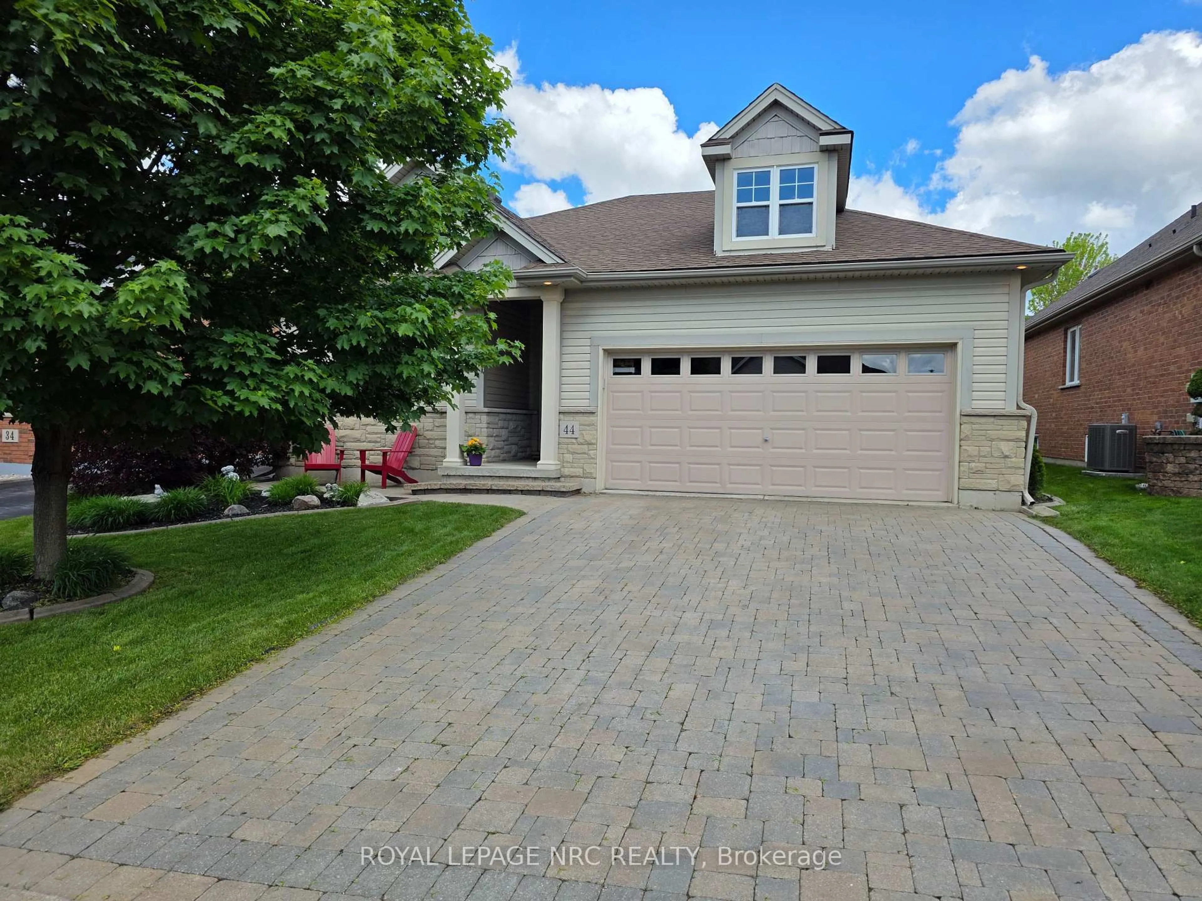 Home with brick exterior material, street for 44 Morris Tr, Welland Ontario L3B 6G6