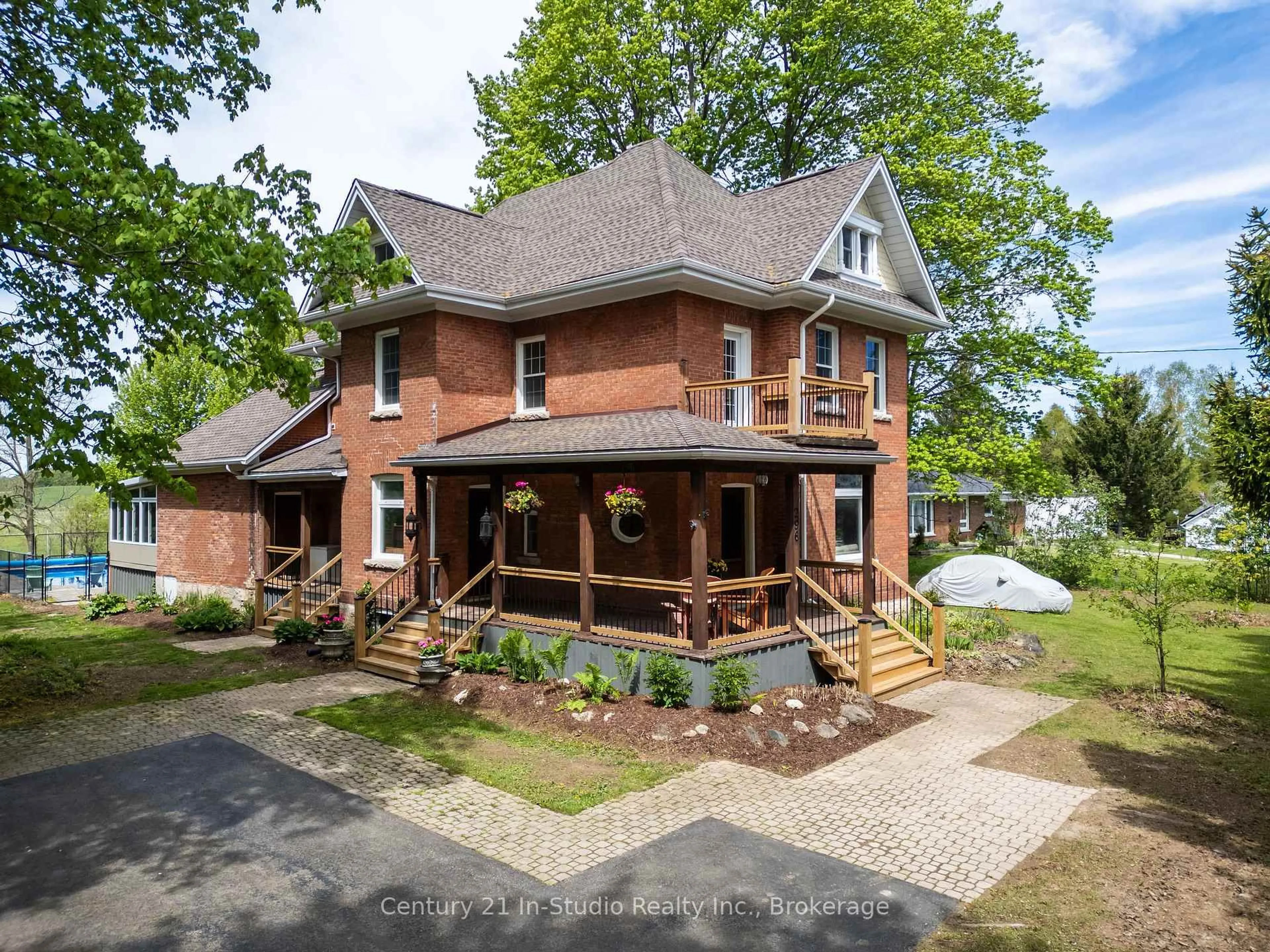 Home with brick exterior material, street for 296 Garafraxa St St, Chatsworth Ontario N0H 1G0